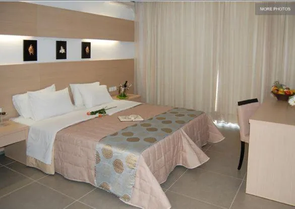 Photo of the whole room, Bed in Apolis Beachscape Hotel