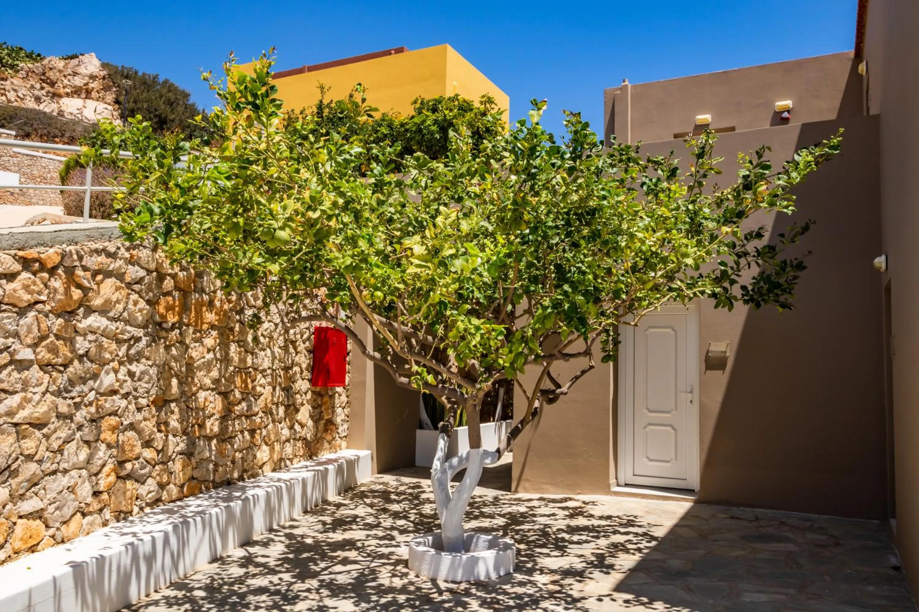 Apolis Beachscape Hotel