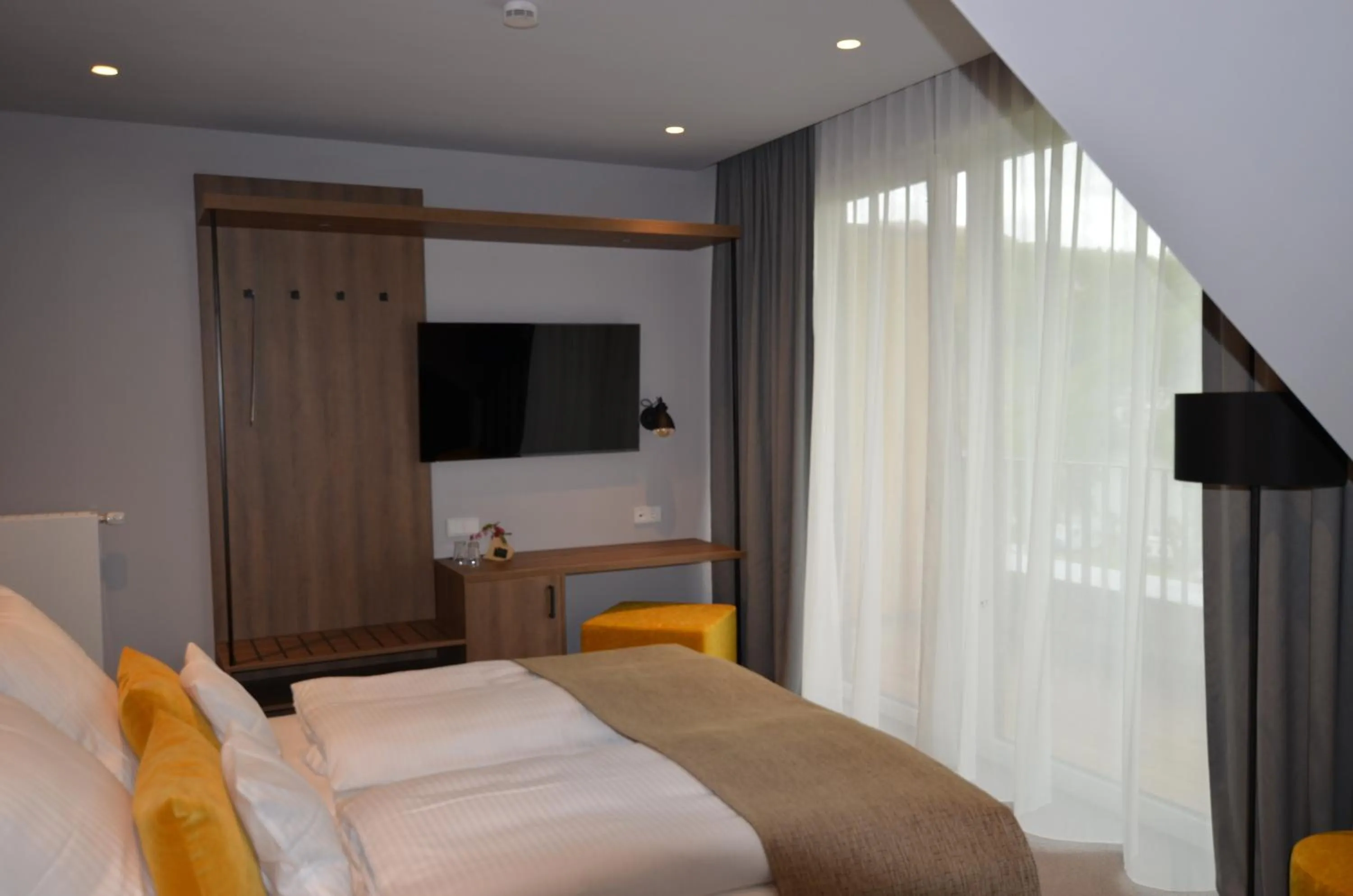 TV and multimedia, Bed in Boutique Hotel Moselgarten