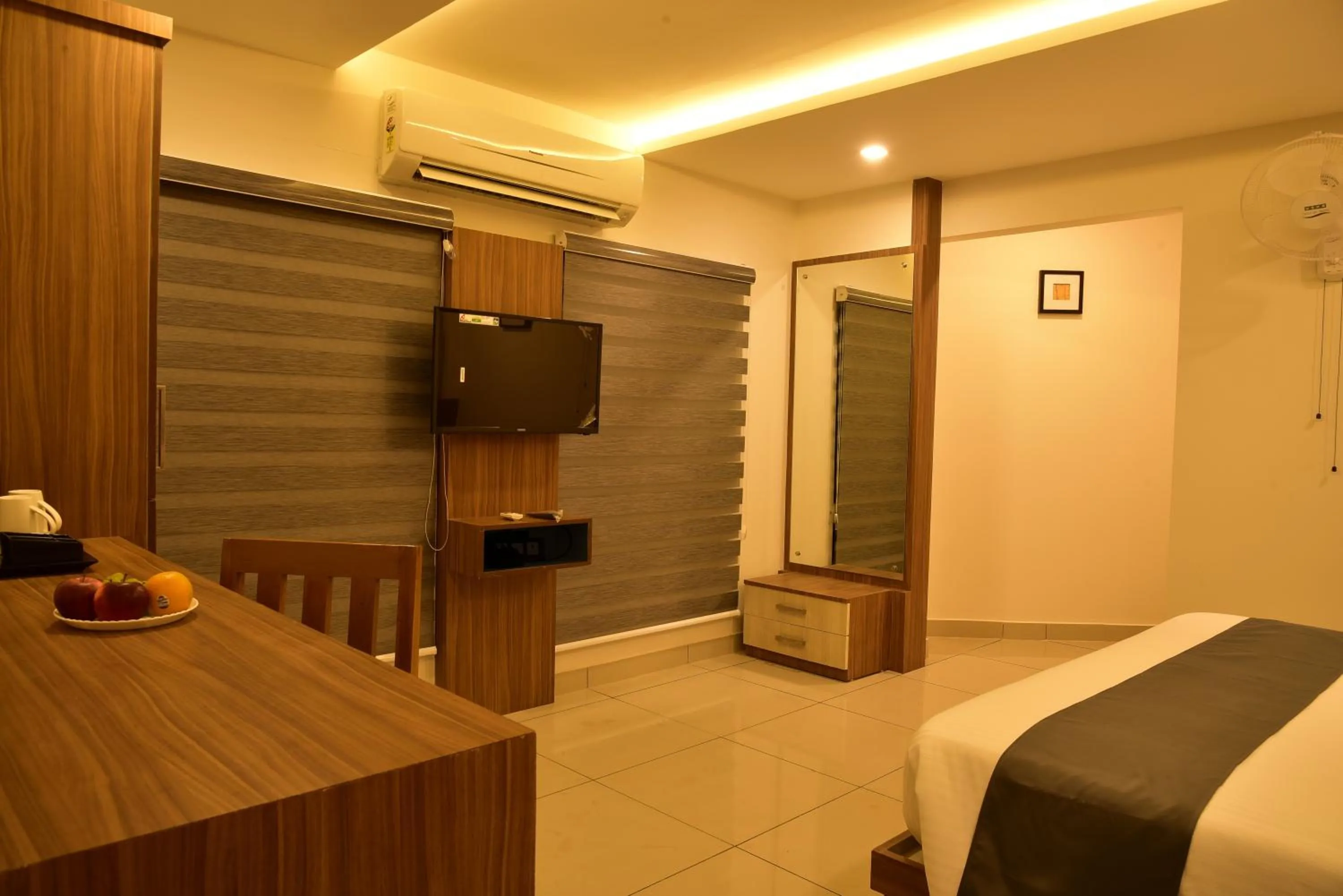 Bed in WHITE SUITE HOTEL