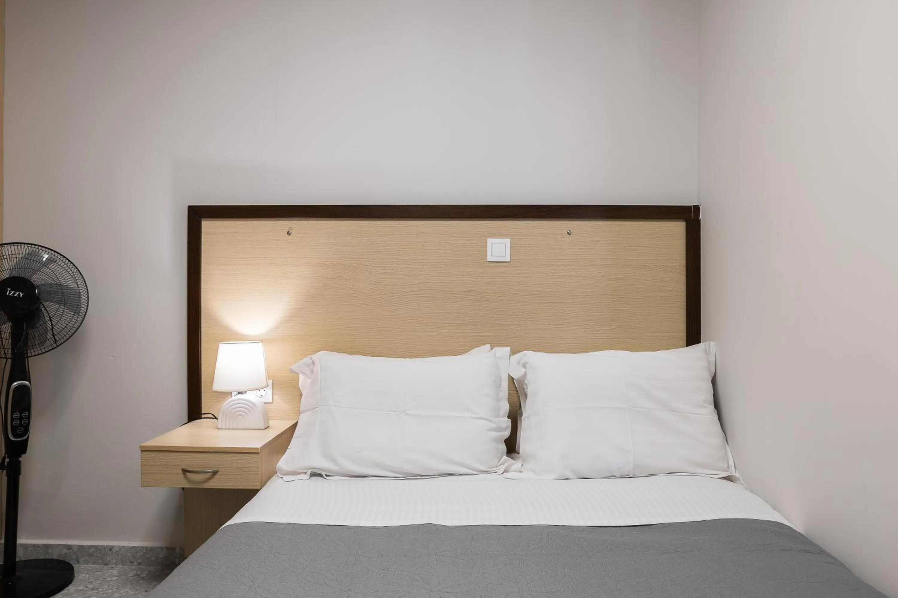 Bedroom, Bed in Akrogiali Apartments