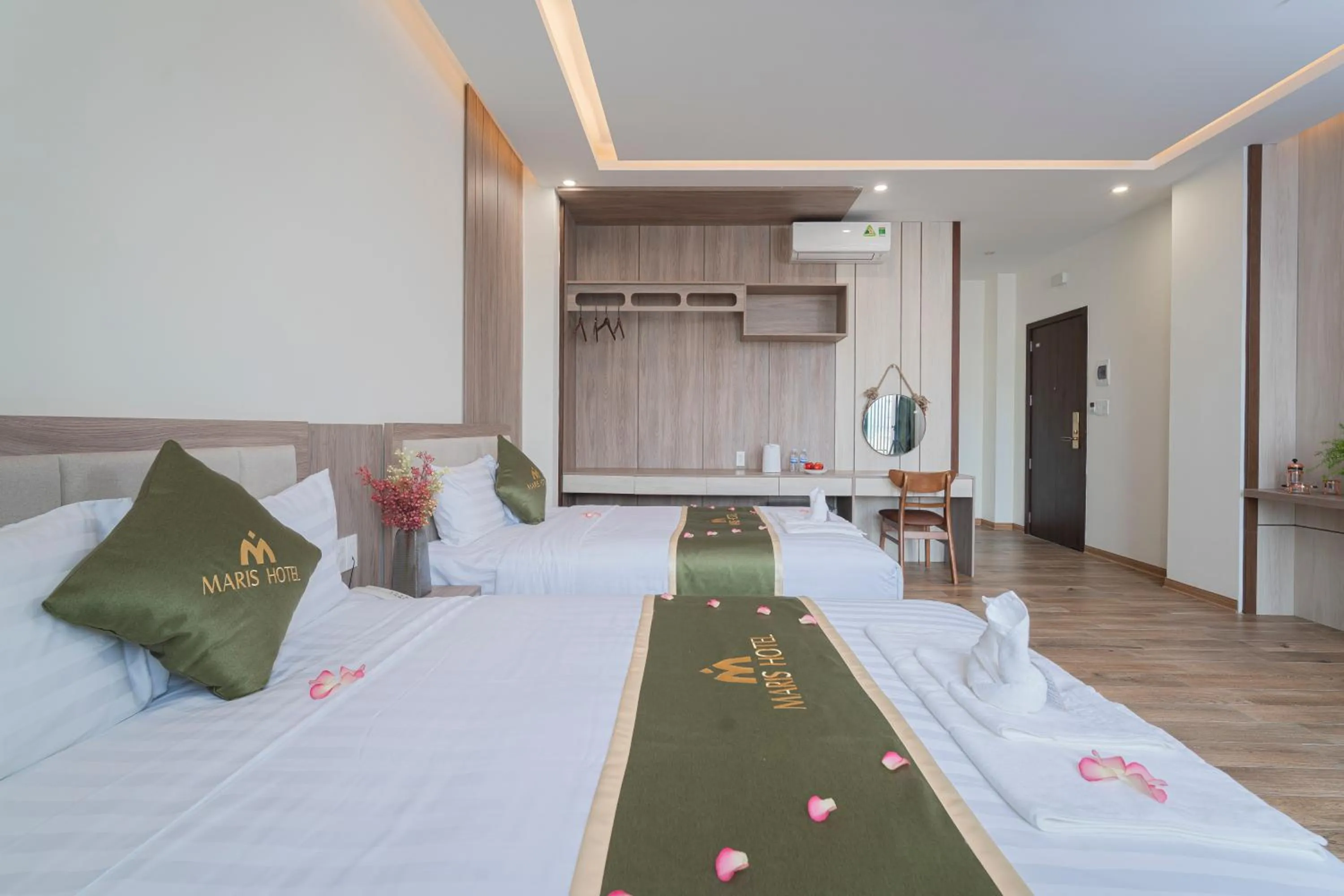 Photo of the whole room, Bed in Maris Da Nang Hotel & Apartment