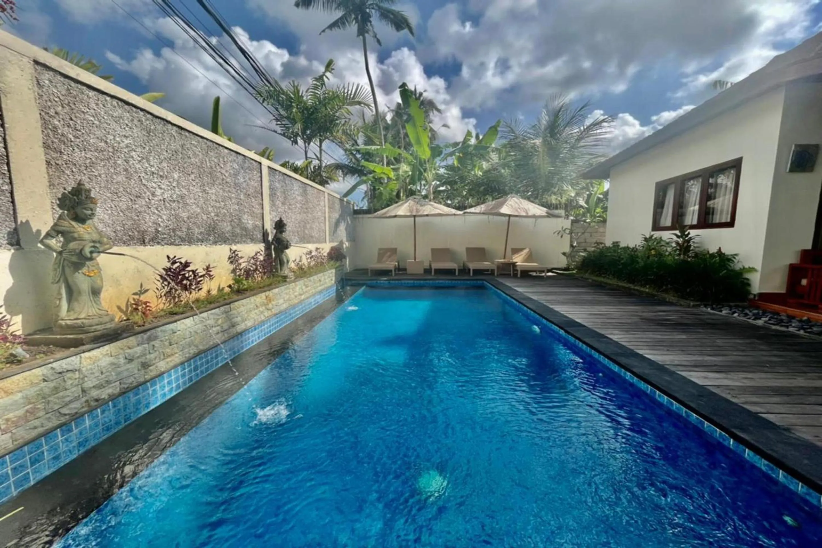 Swimming pool in Belvilla Chaitanya Niketan