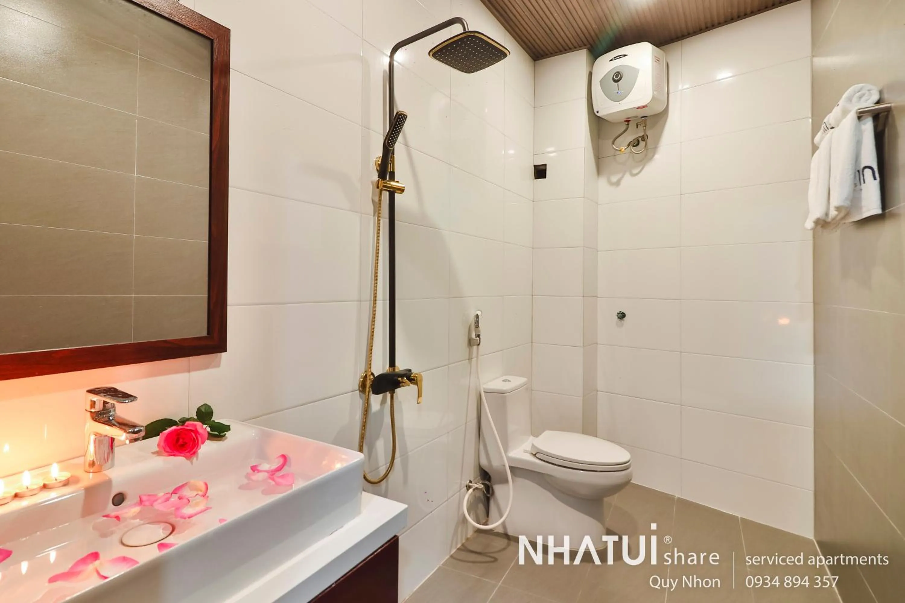 Bathroom in NHATUIshare Quy Nhơn