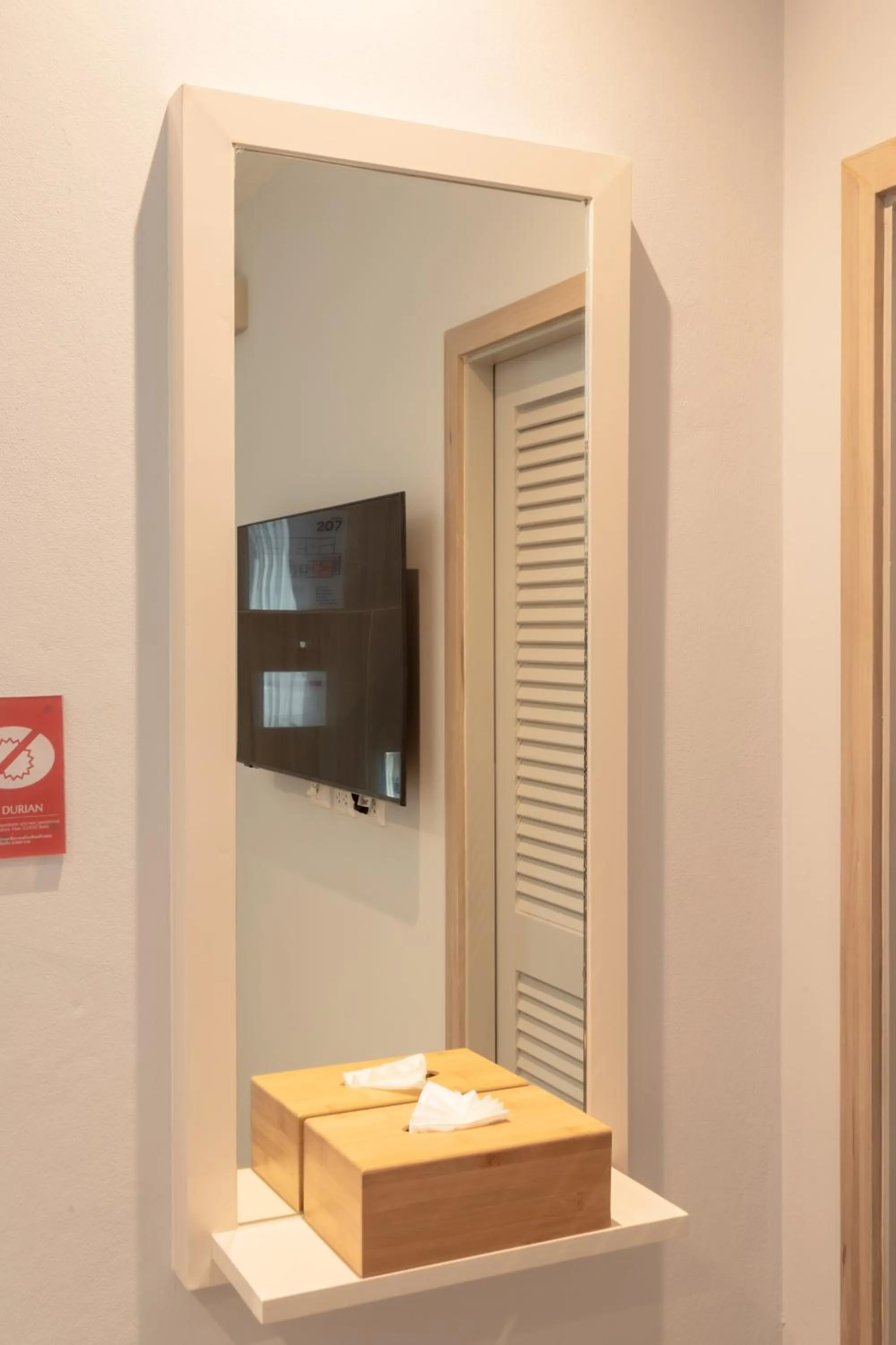 Communal lounge/ TV room in Lanna Bonita Boutique Hotel