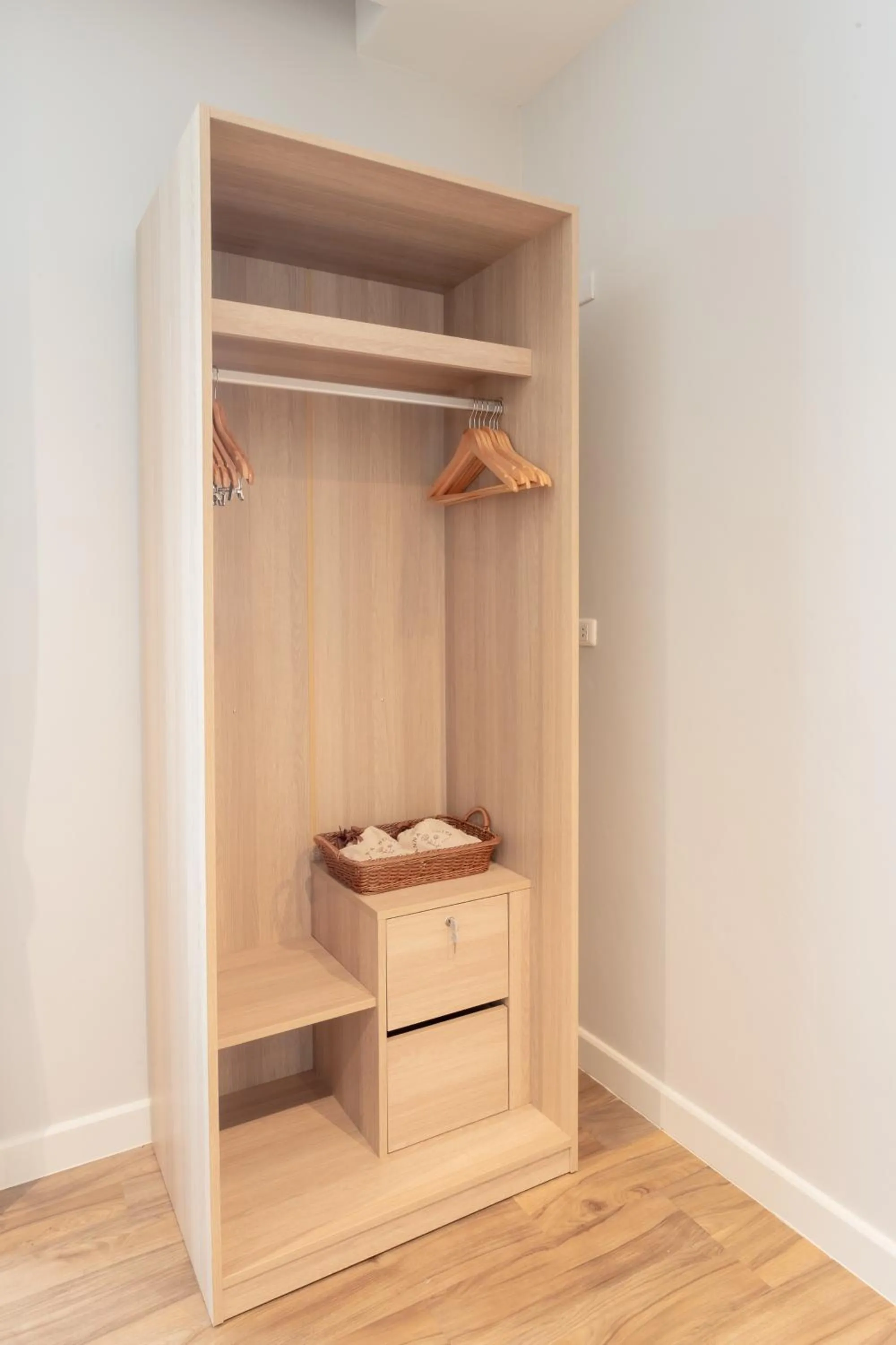 wardrobe in Lanna Bonita Boutique Hotel