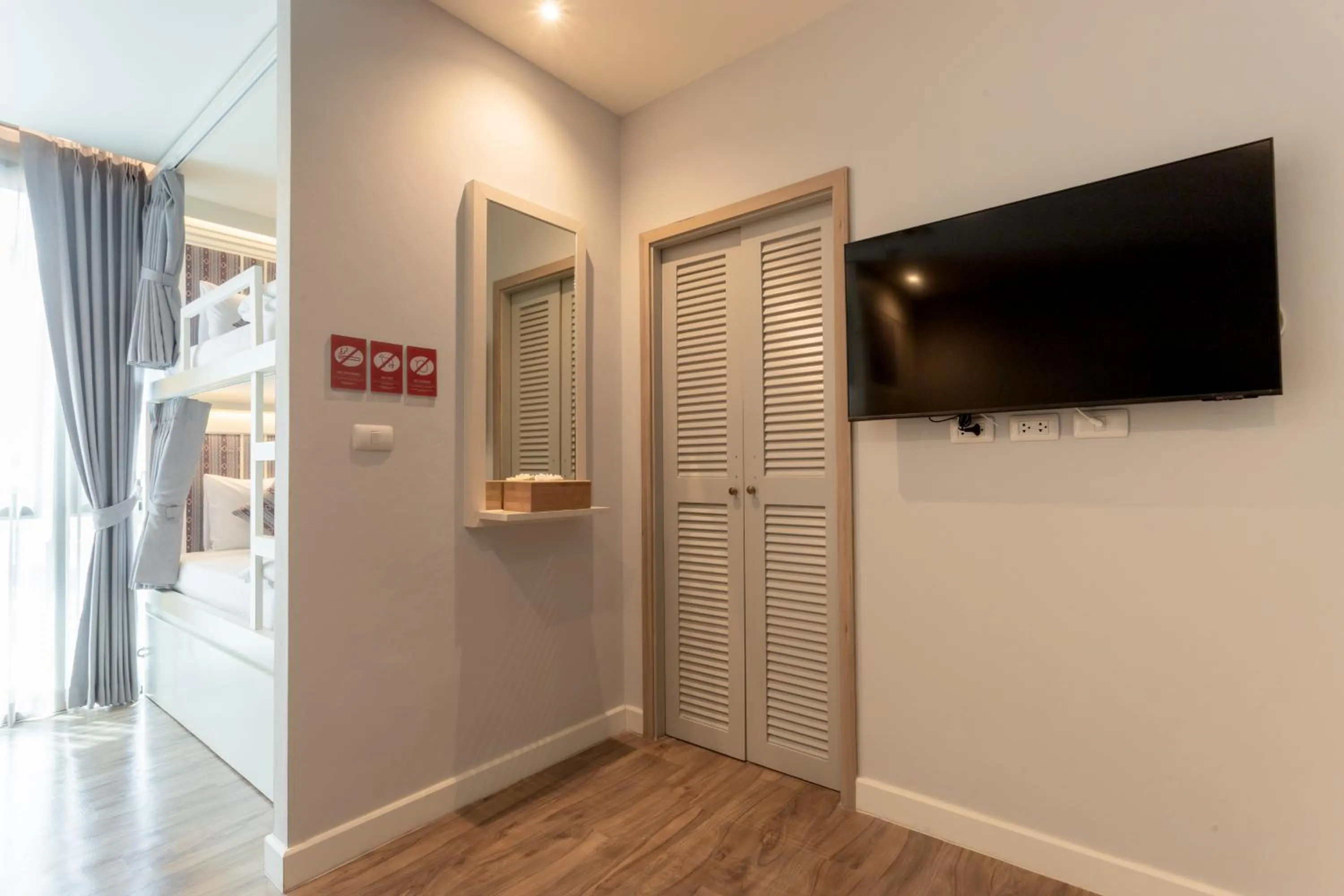 Communal lounge/ TV room in Lanna Bonita Boutique Hotel