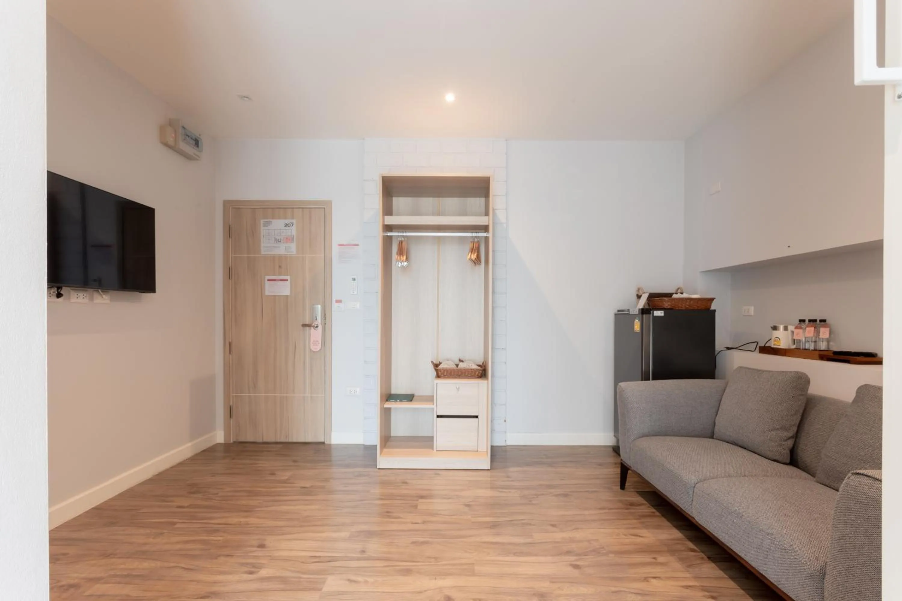 Communal lounge/ TV room in Lanna Bonita Boutique Hotel