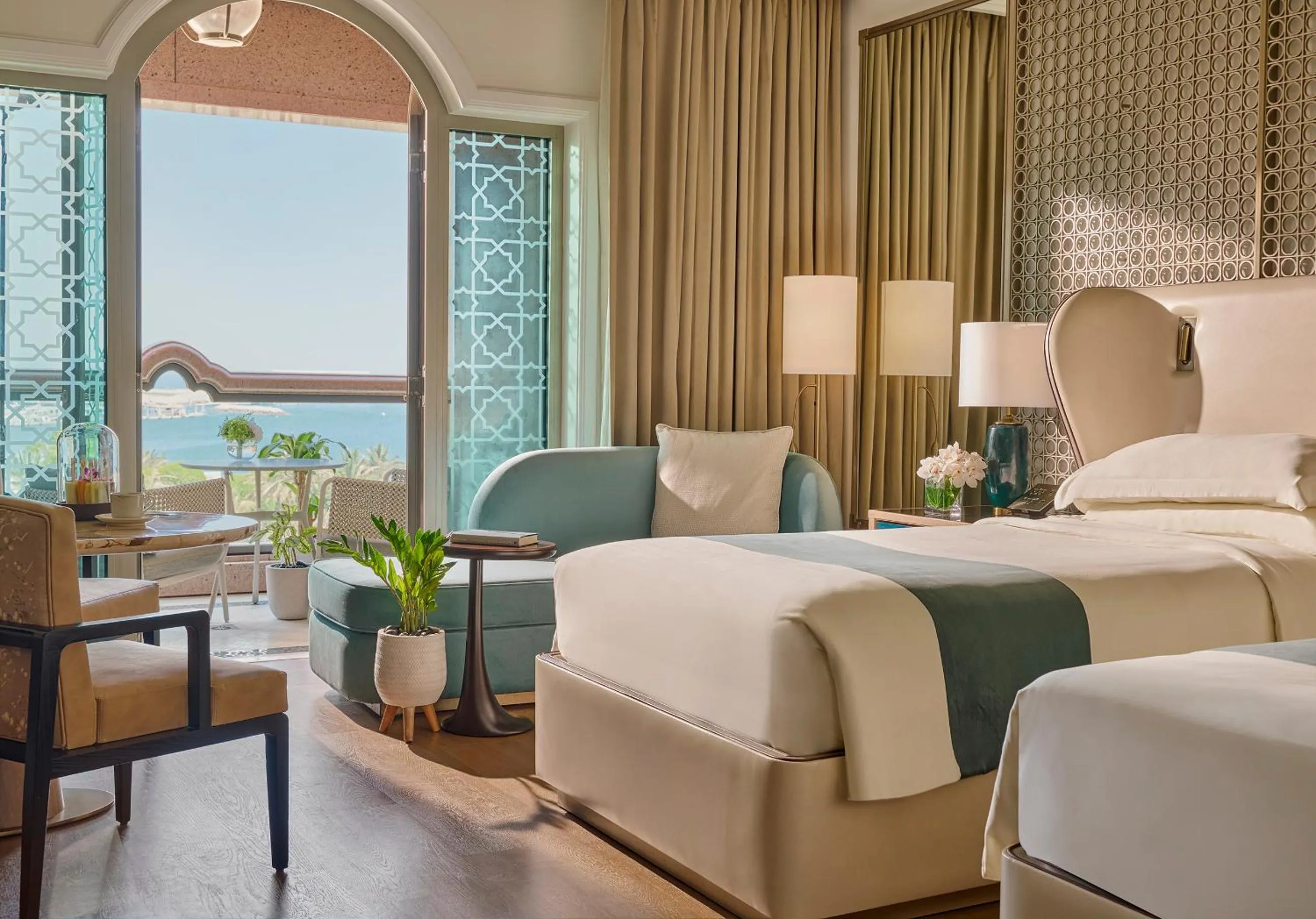 Bedroom, Bed in Emirates Palace Mandarin Oriental, Abu Dhabi