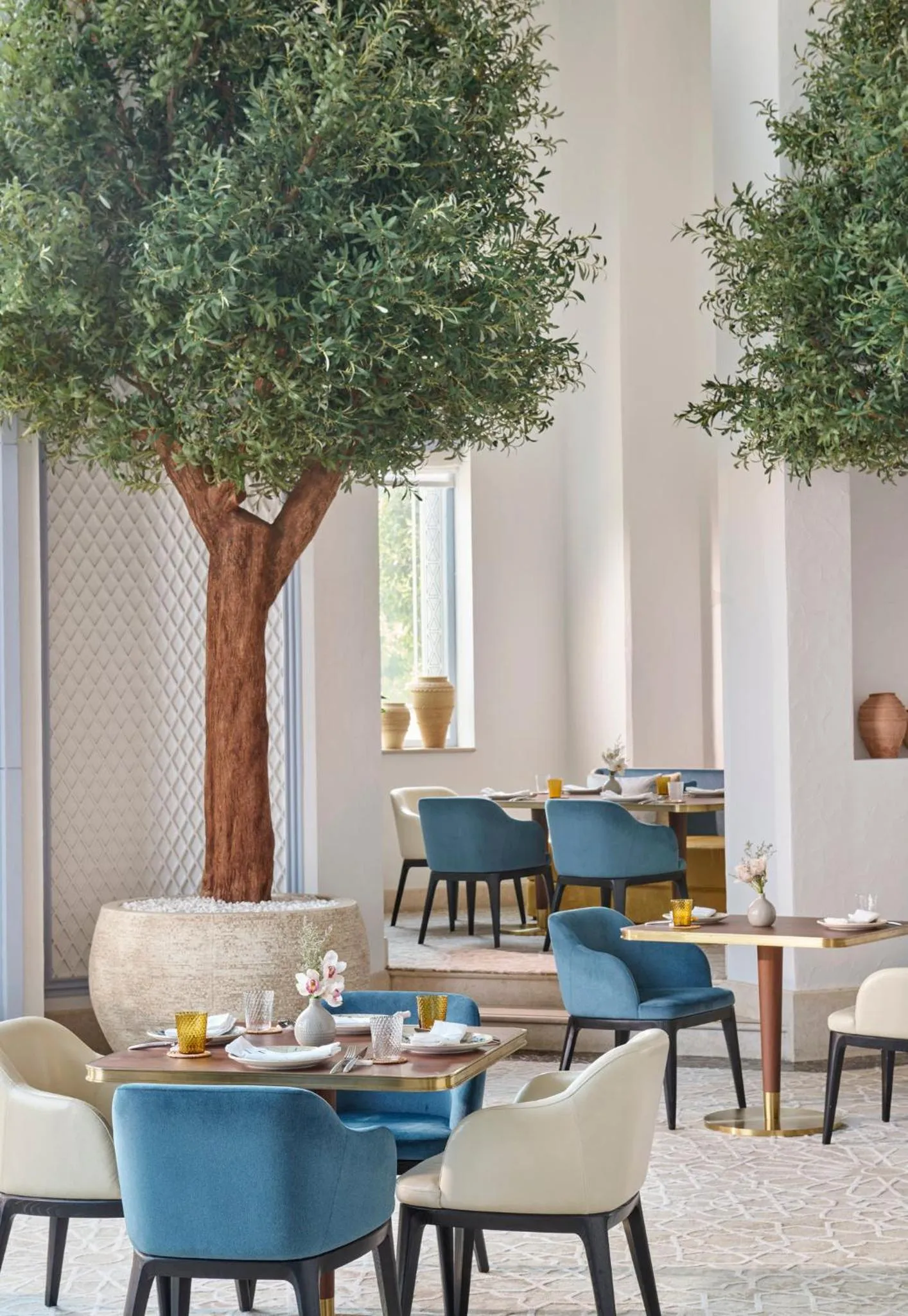 Restaurant/places to eat in Emirates Palace Mandarin Oriental, Abu Dhabi