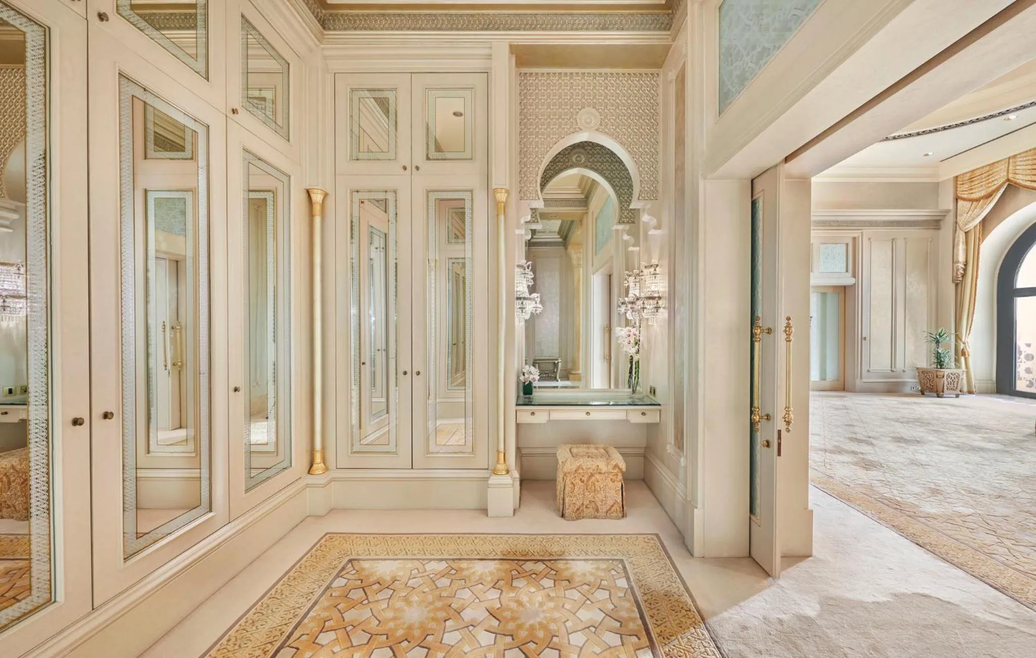 Photo of the whole room in Emirates Palace Mandarin Oriental, Abu Dhabi