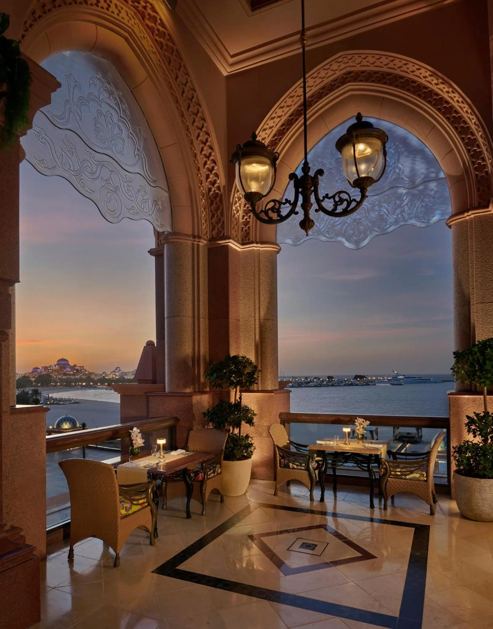 Restaurant/places to eat in Emirates Palace Mandarin Oriental, Abu Dhabi