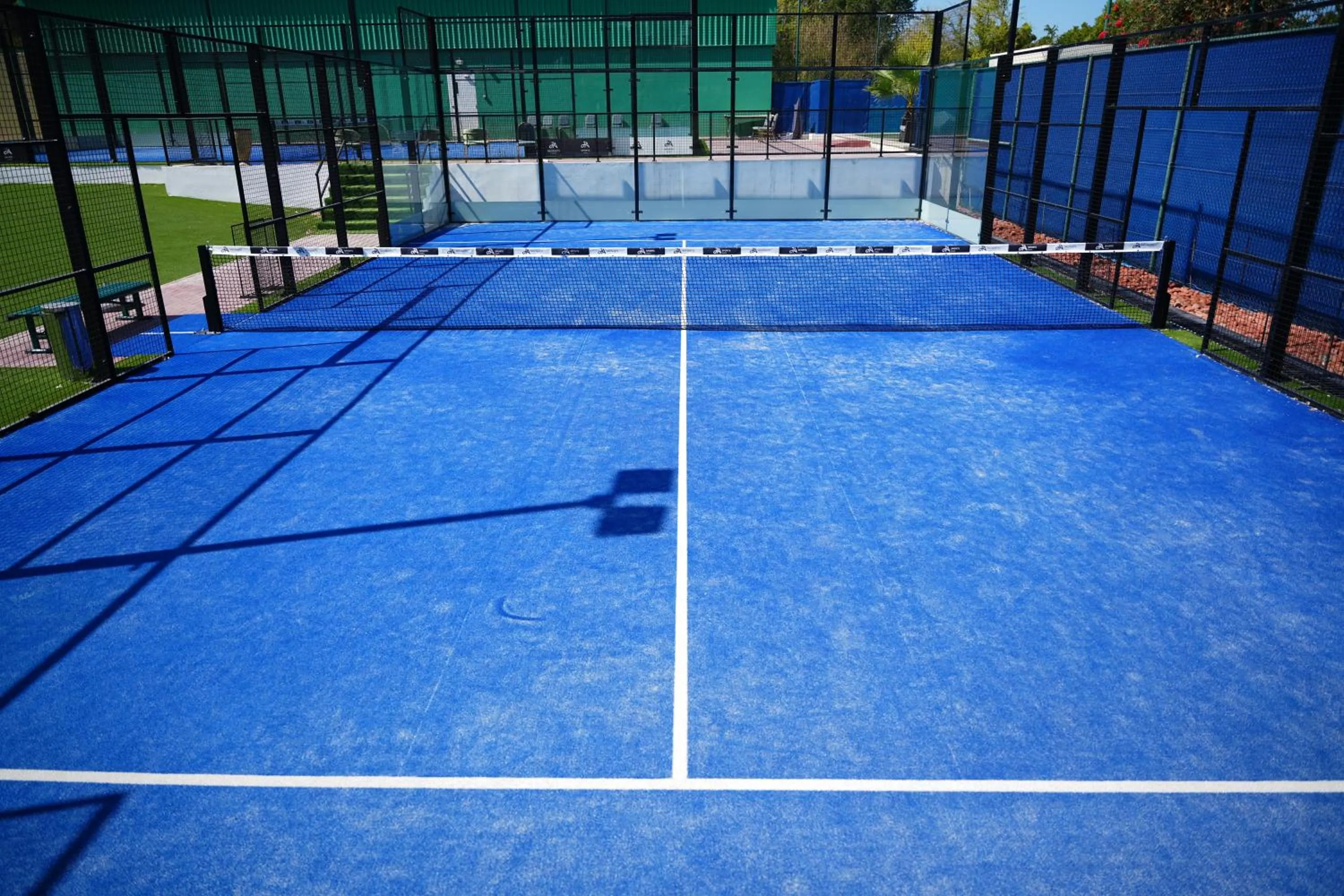 Tennis court in JA Palm Tree Court, Dubai