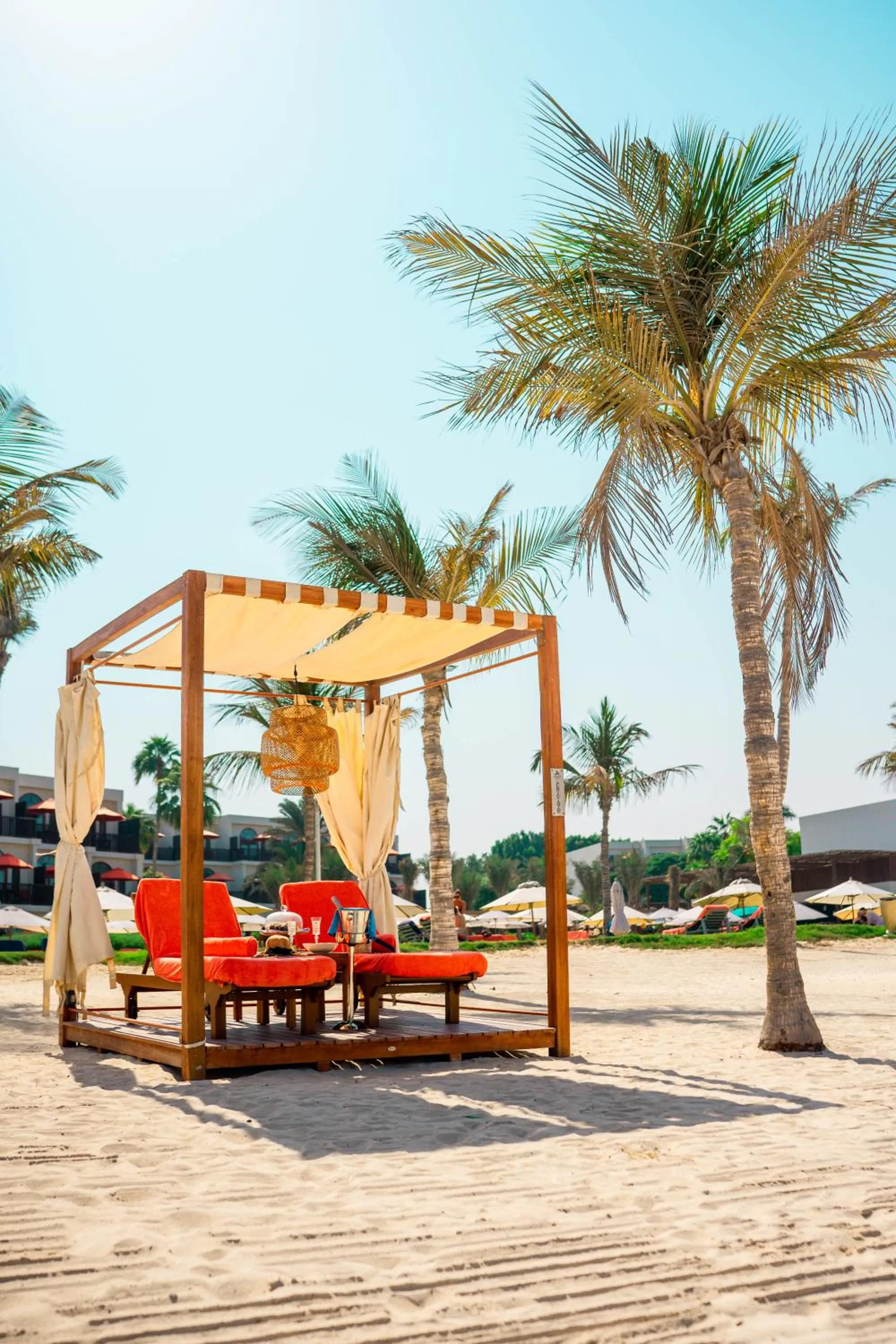 Beach in JA Palm Tree Court, Dubai