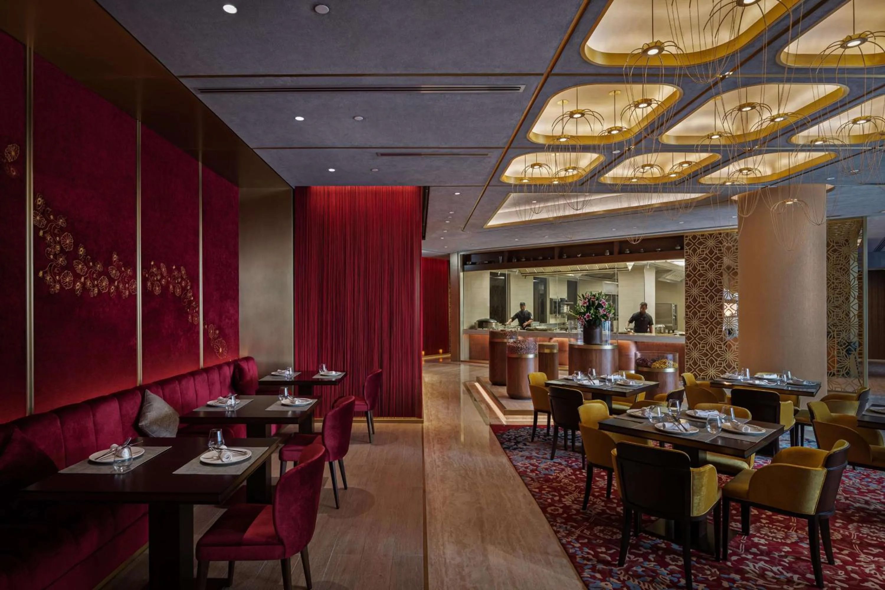 Restaurant/places to eat in JA Palm Tree Court, Dubai