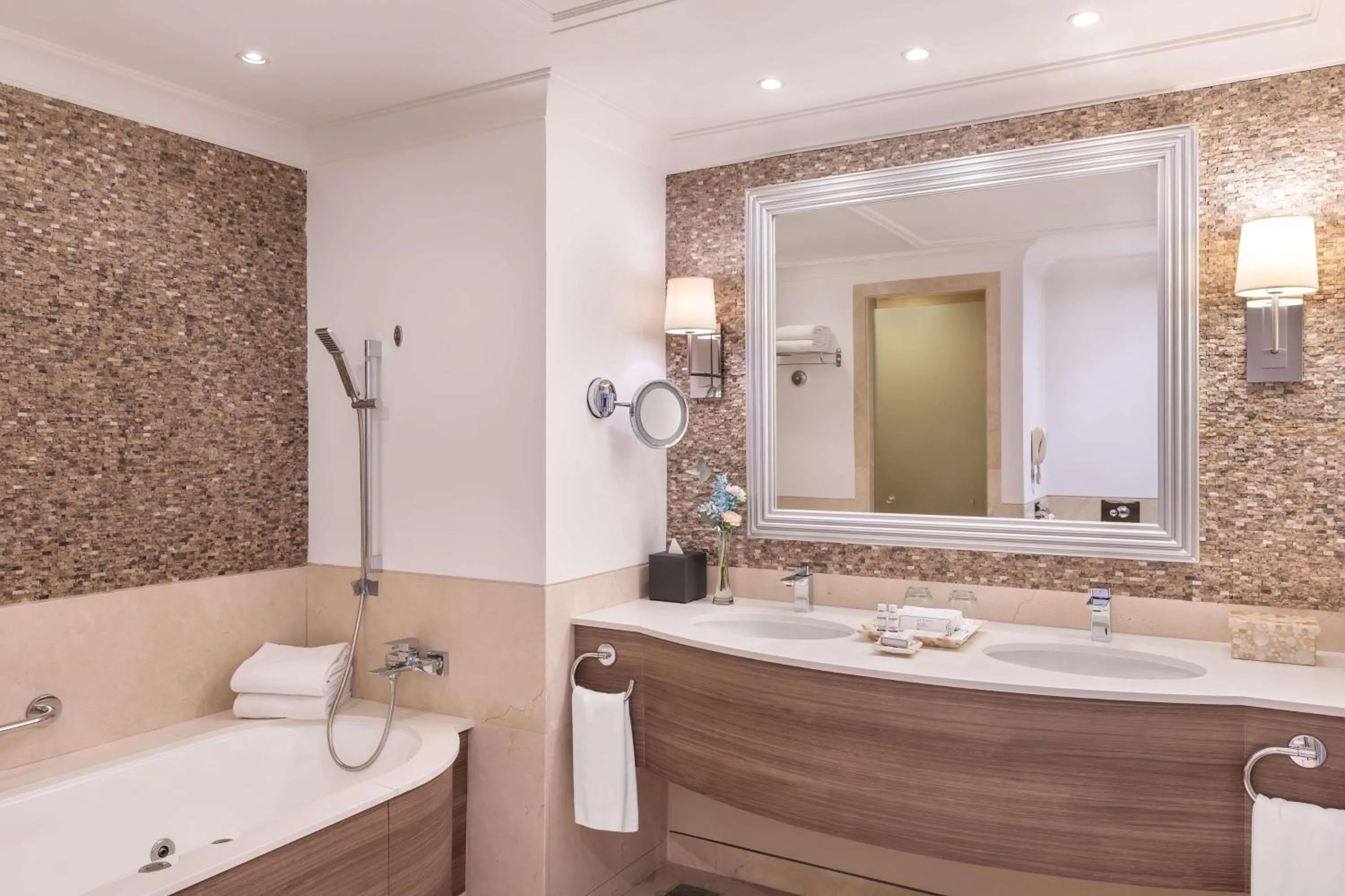 Bathroom in JA Palm Tree Court, Dubai