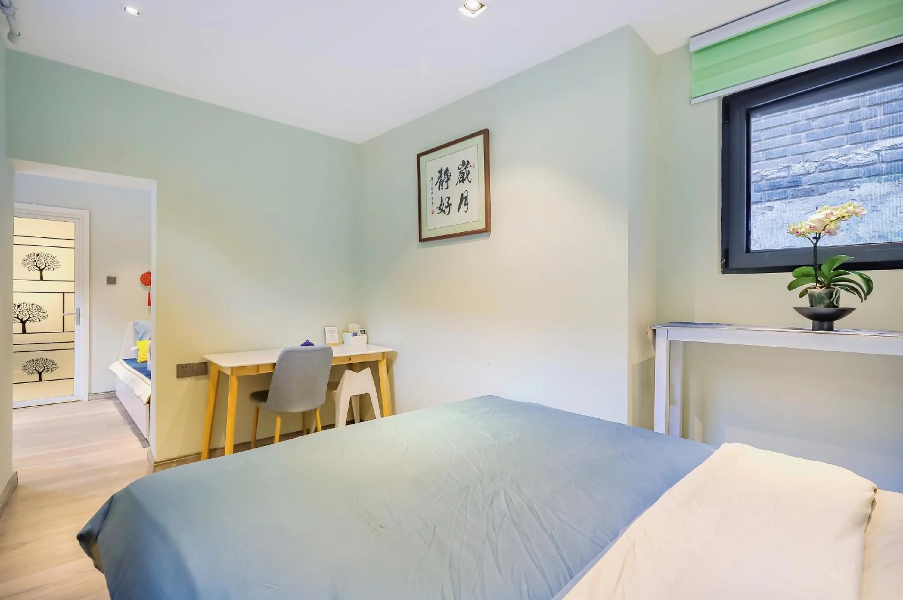 Bed in Templeside Beijing