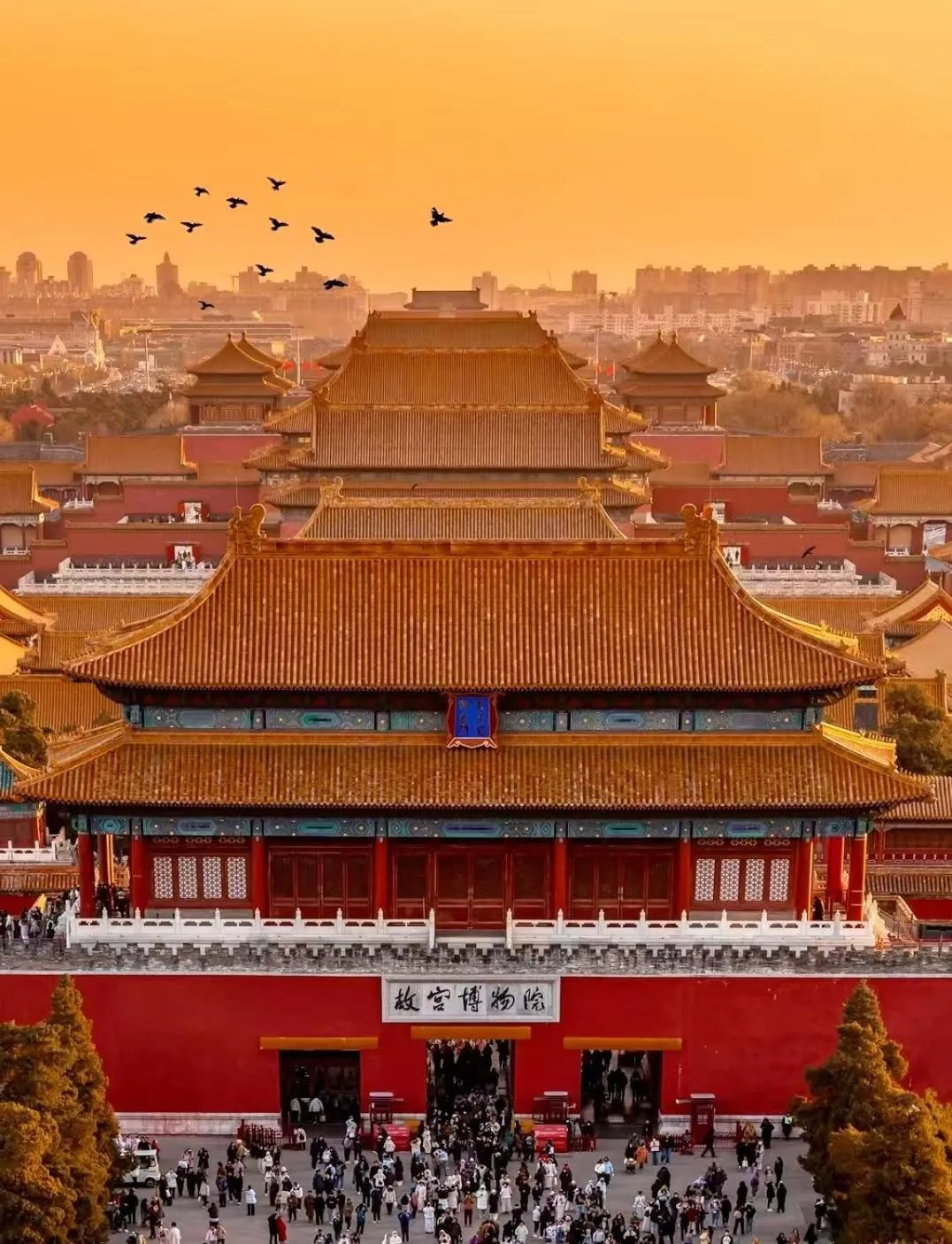 Nearby landmark in Templeside Courtyard Hotel Close to Sqaure Forbidden next to White temple Free laundry and breakfast Personalized Needs Develop