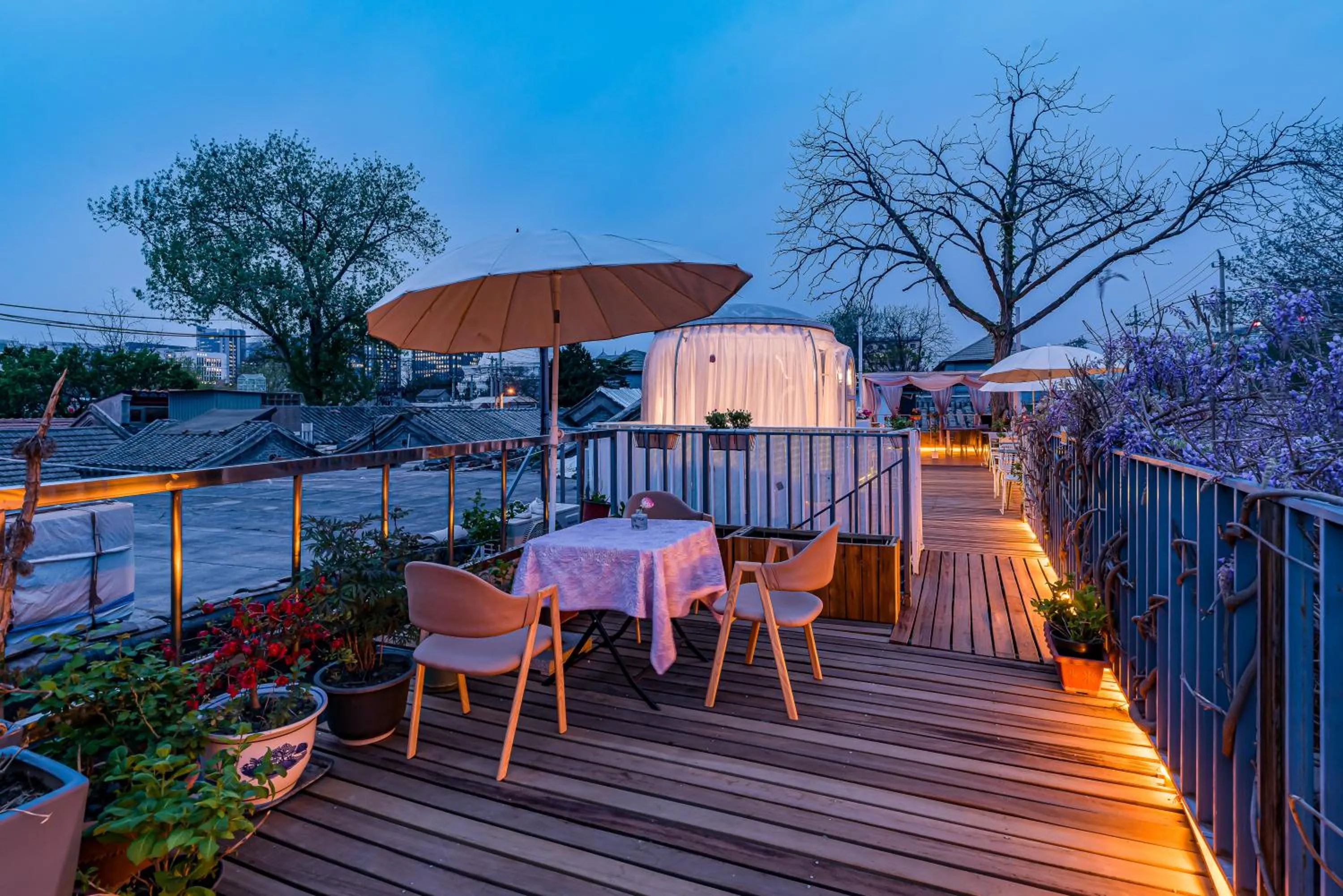 Balcony/Terrace in Templeside Beijing