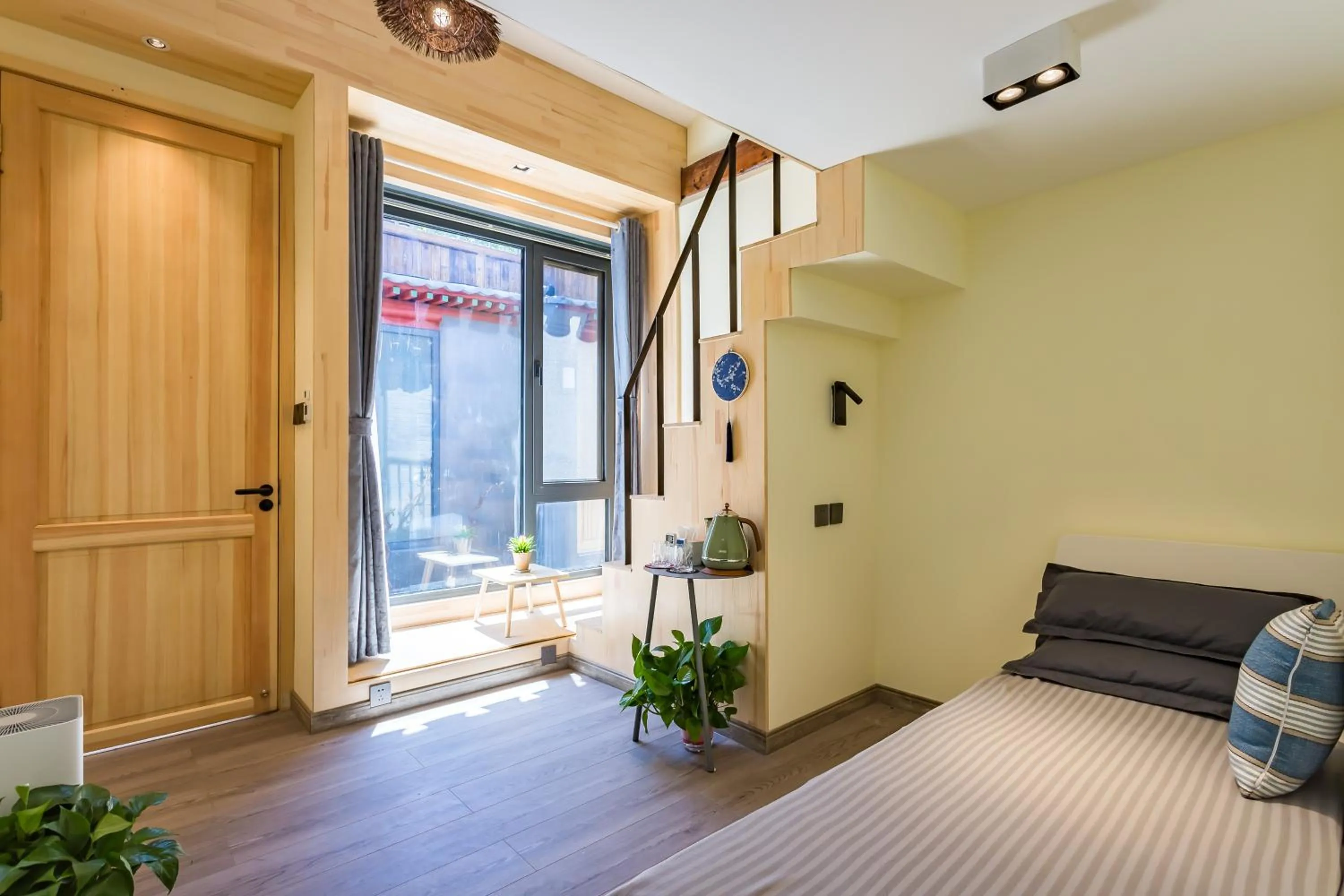 Decorative detail, Bed in Templeside Beijing