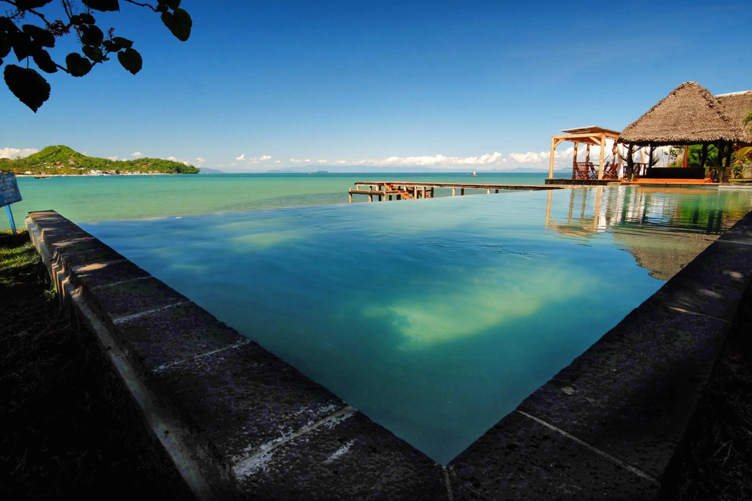 Sea view in L'heure Bleue