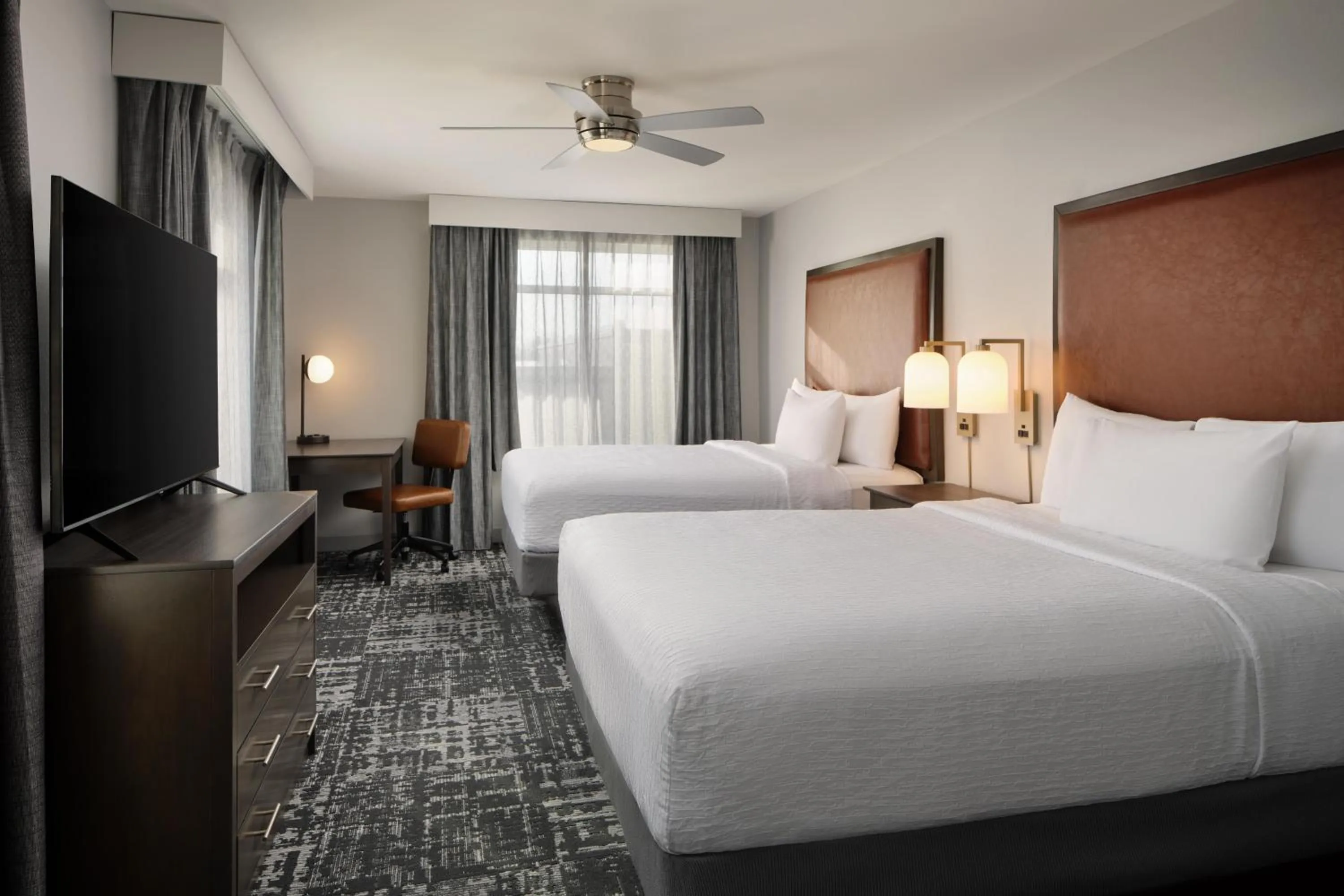 Bed in Homewood Suites by Hilton Columbus OSU, OH