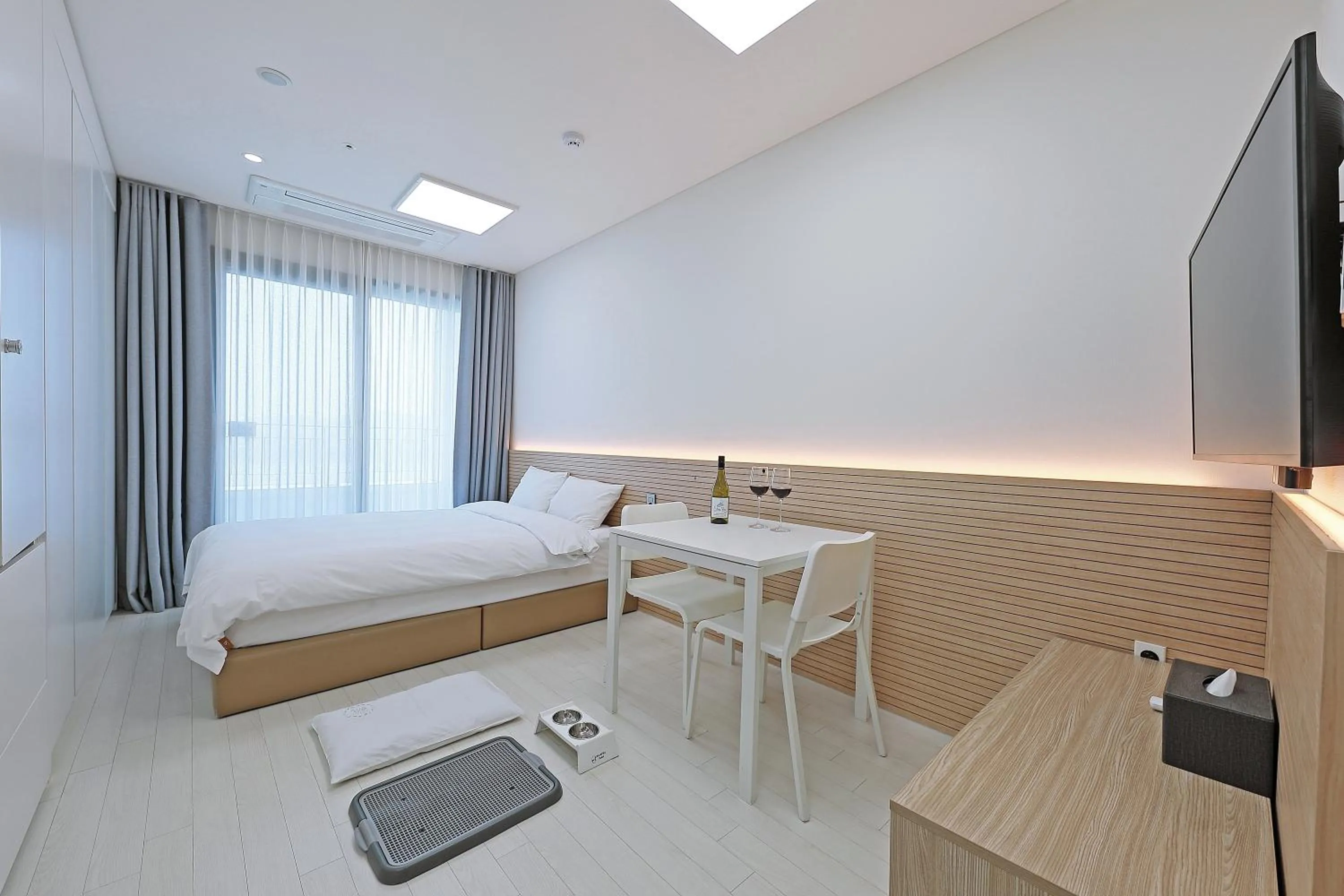 Bed in World Sky Residence Hotel