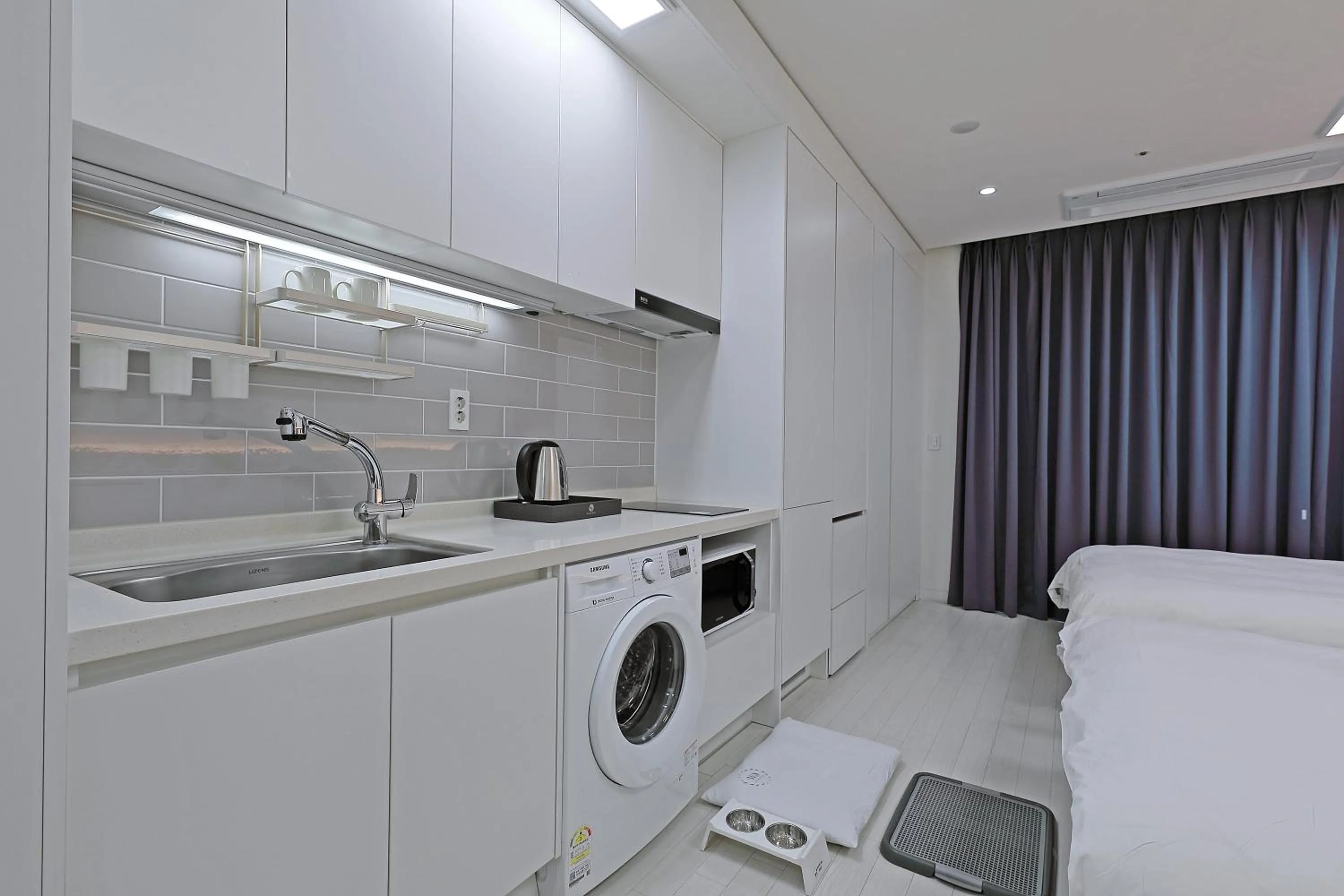 Bed in World Sky Residence Hotel