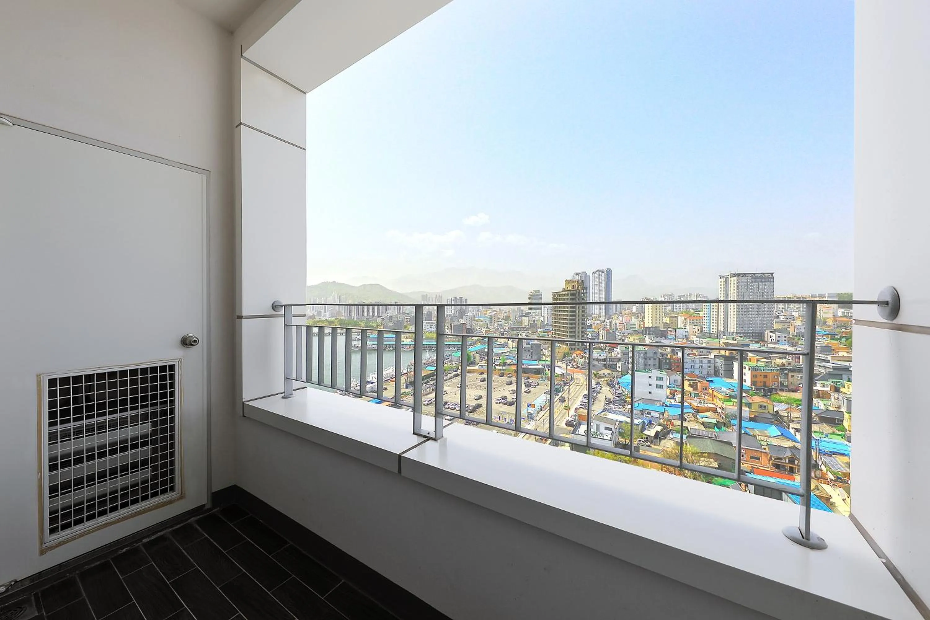 World Sky Residence Hotel