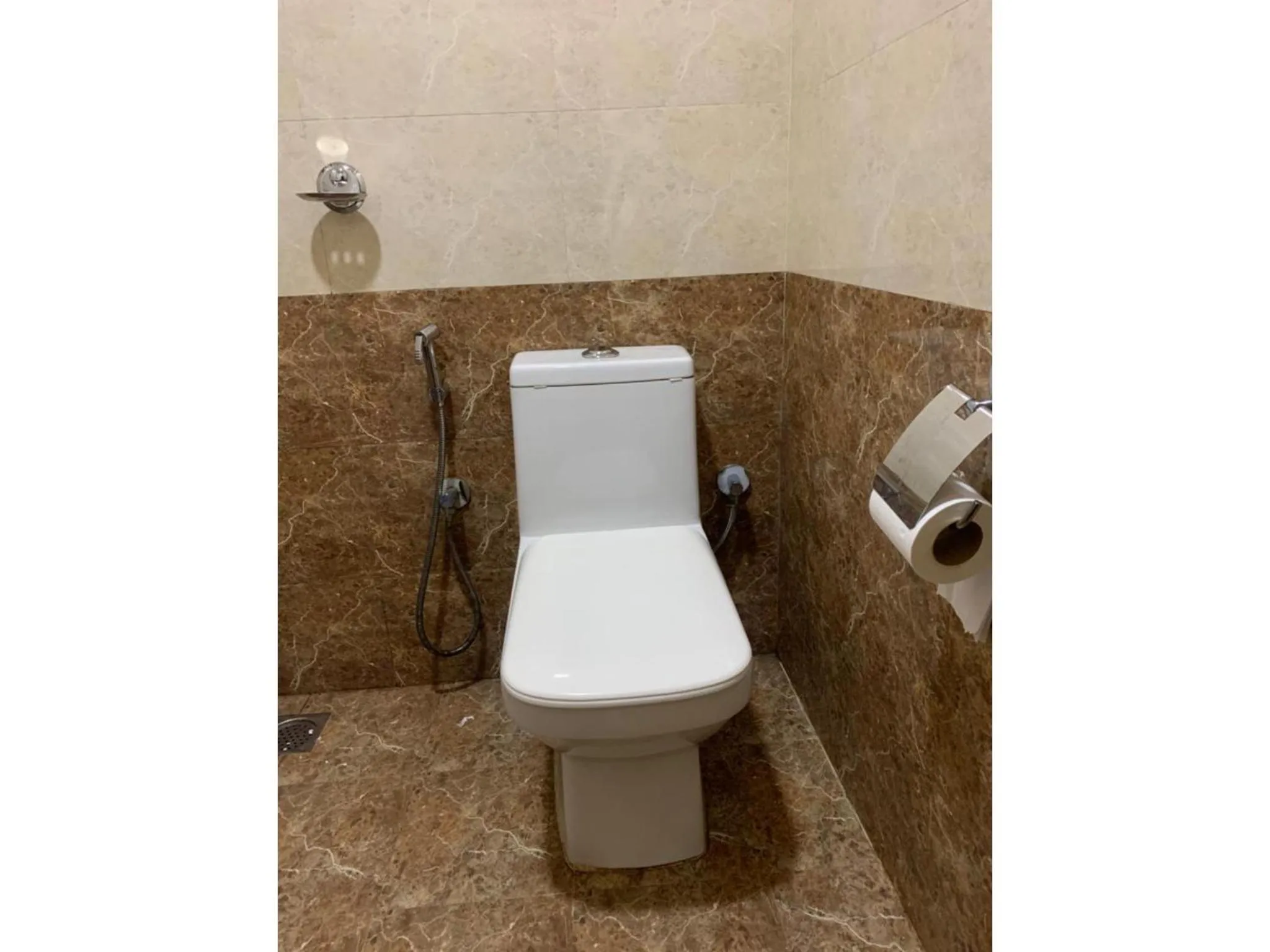 Bathroom in Hotel Ramanam