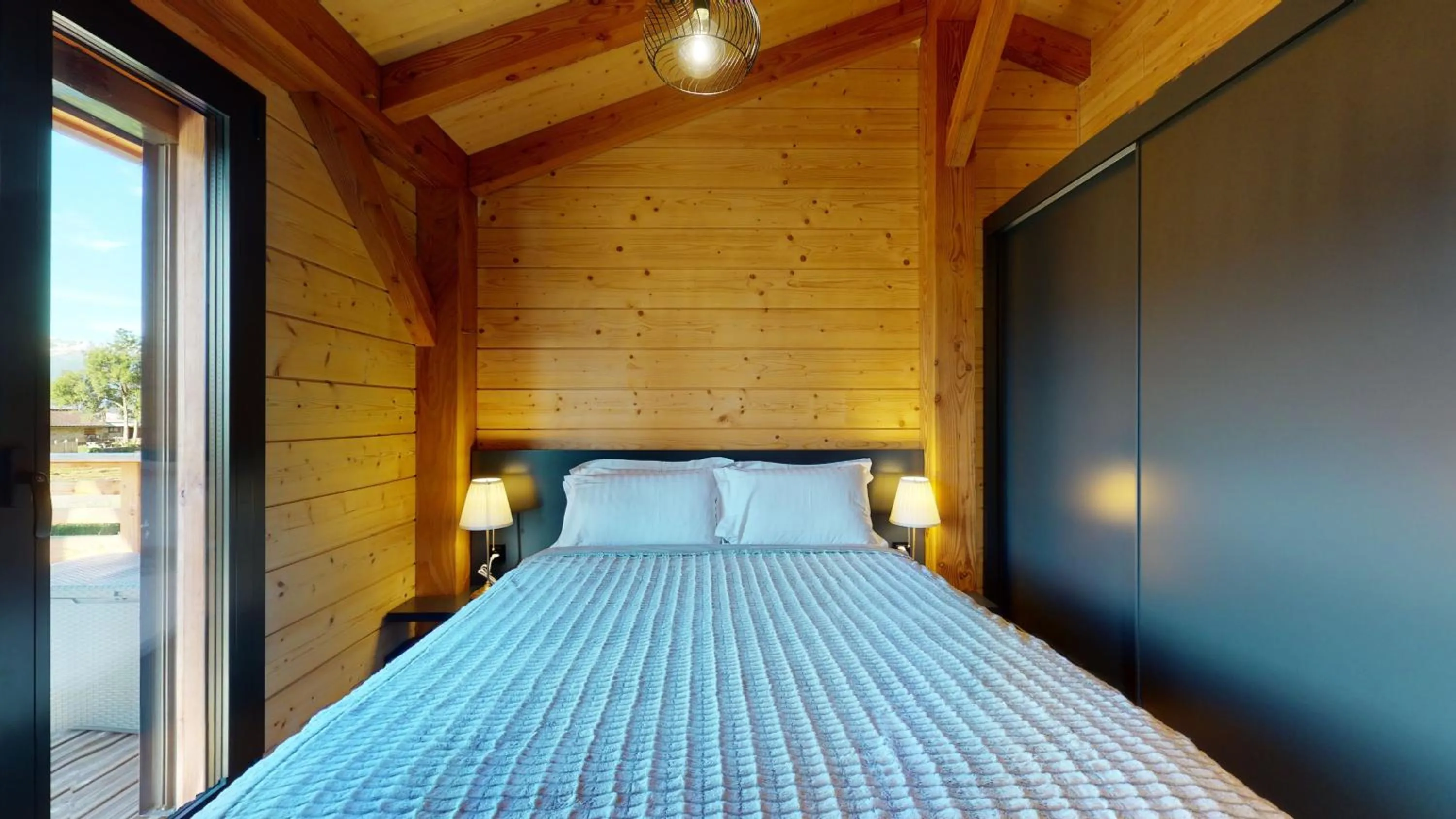 Bedroom, Bed in Woodland Village Anzère