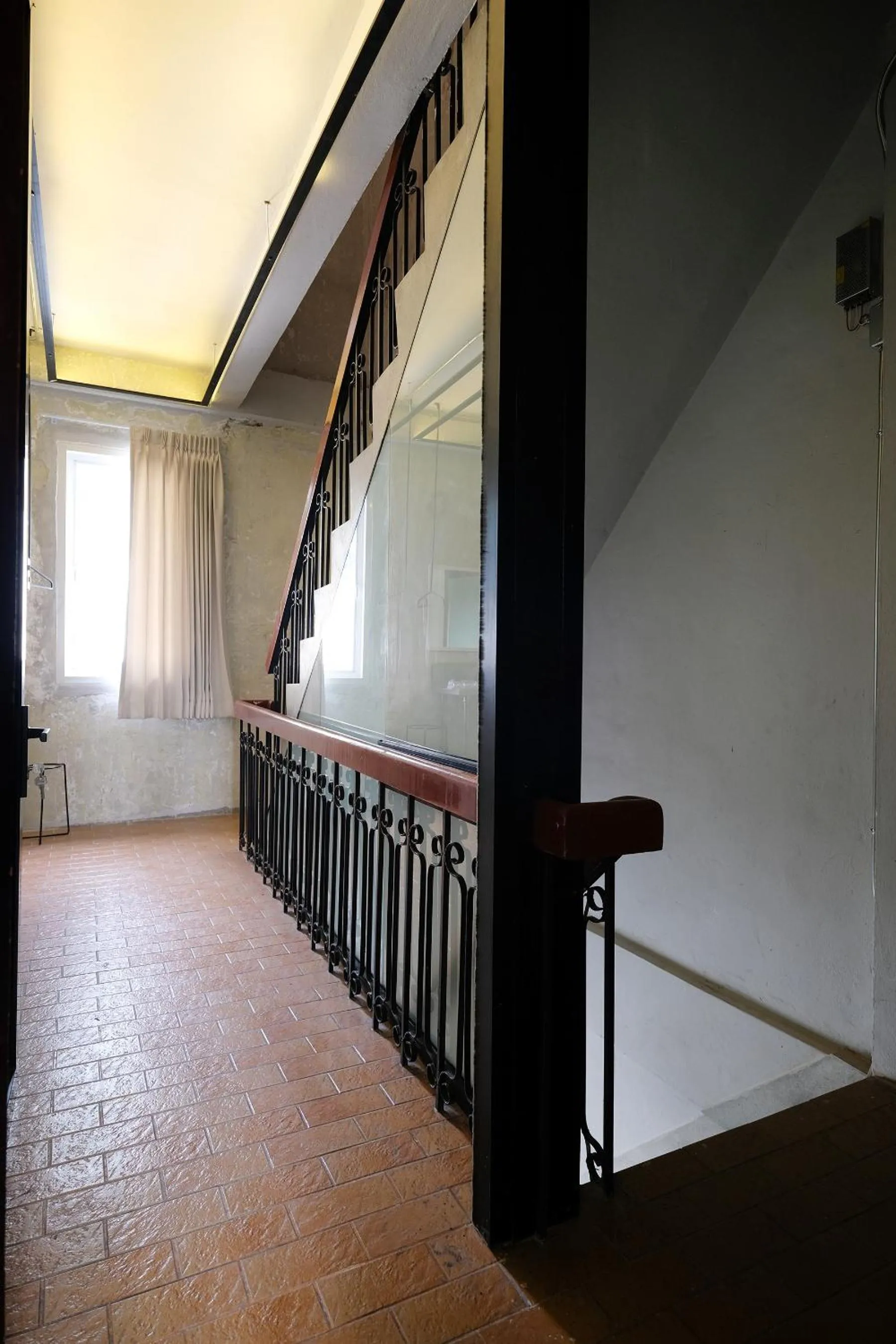 Photo of the whole room in EP1 shophouse