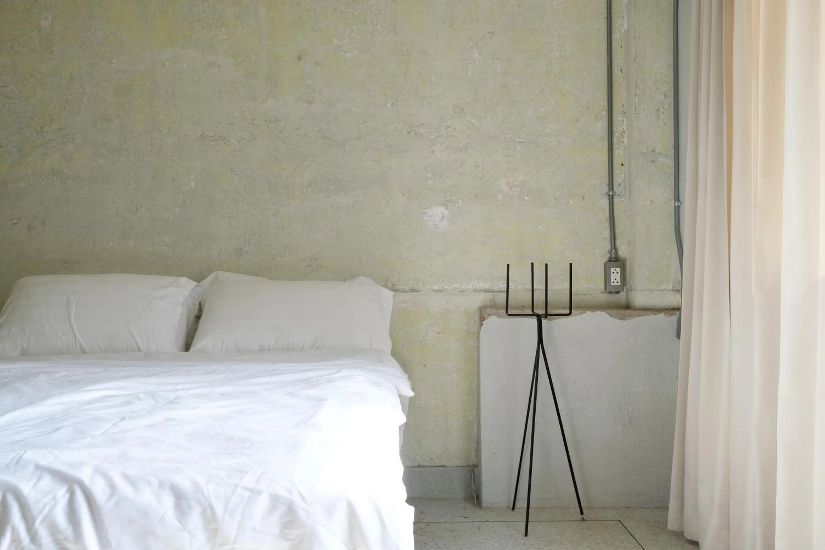 Bedroom, Bed in EP1 shophouse