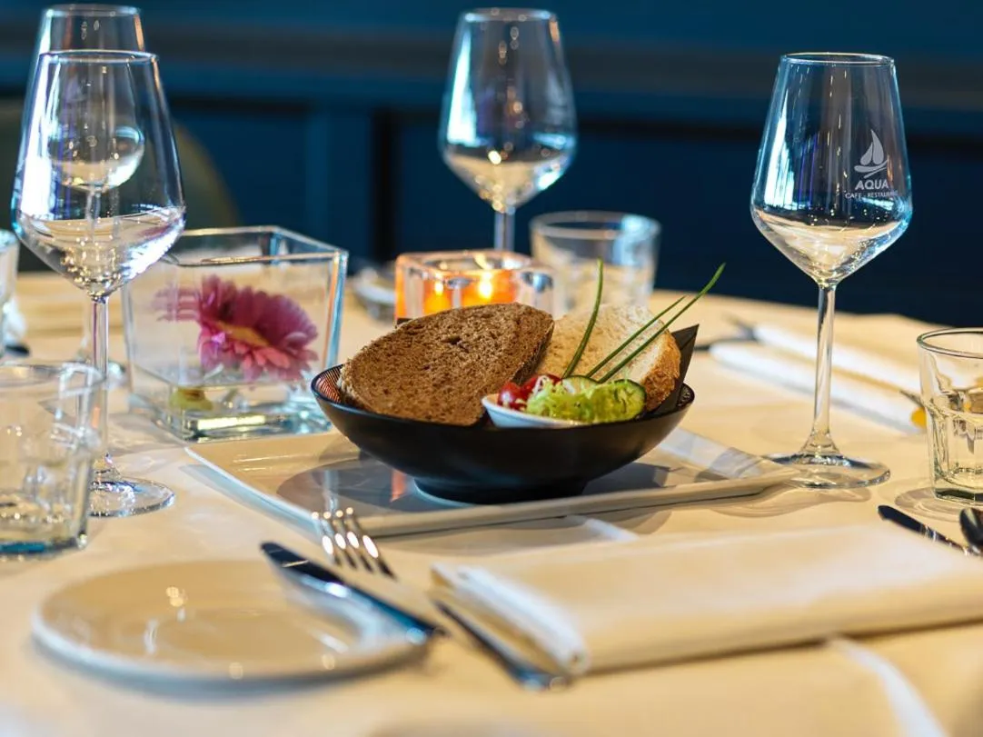 Restaurant/places to eat in Appartement Aqua