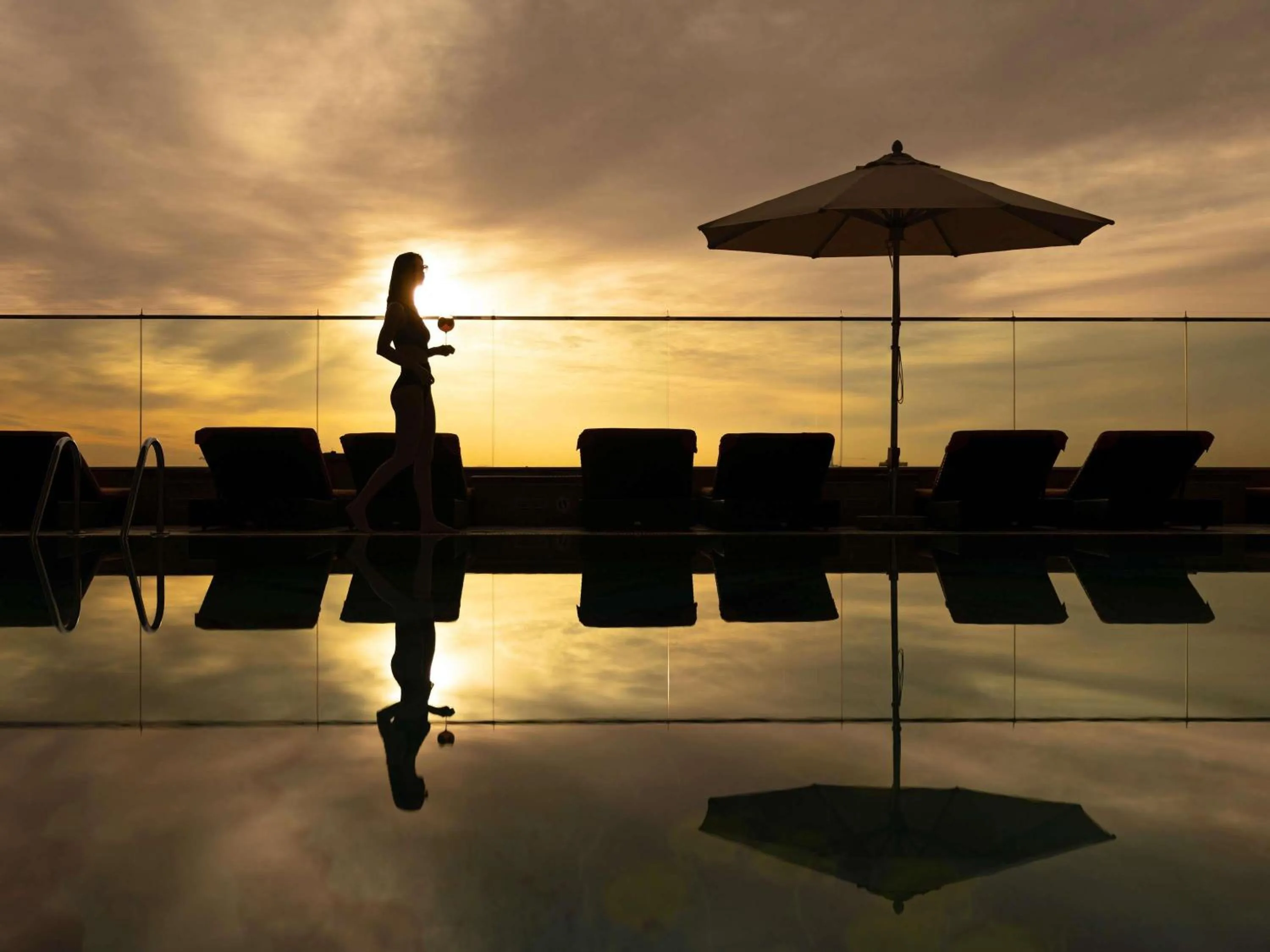 Pool view in Fairmont Dubai