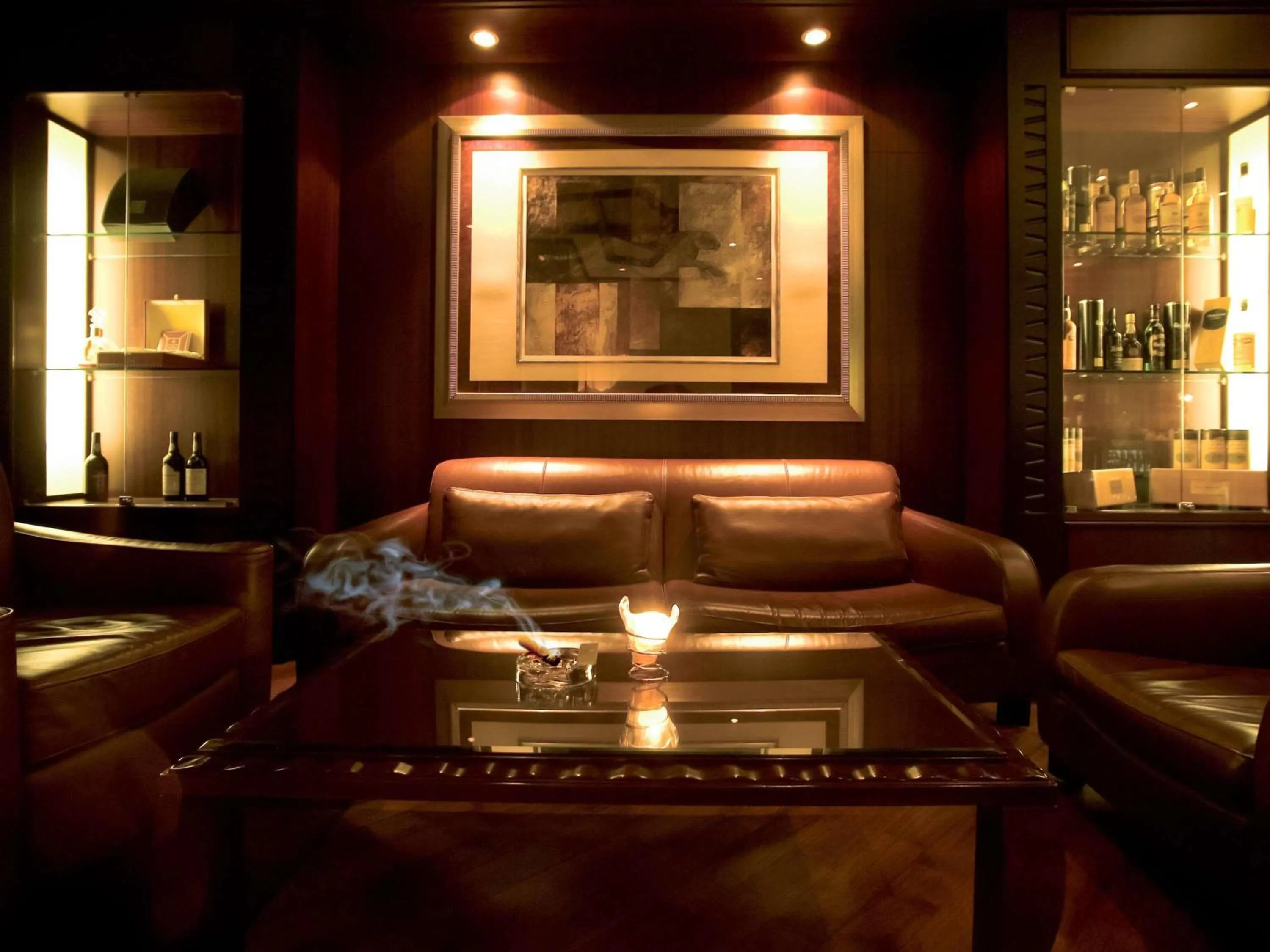 Lounge or bar in Fairmont Dubai