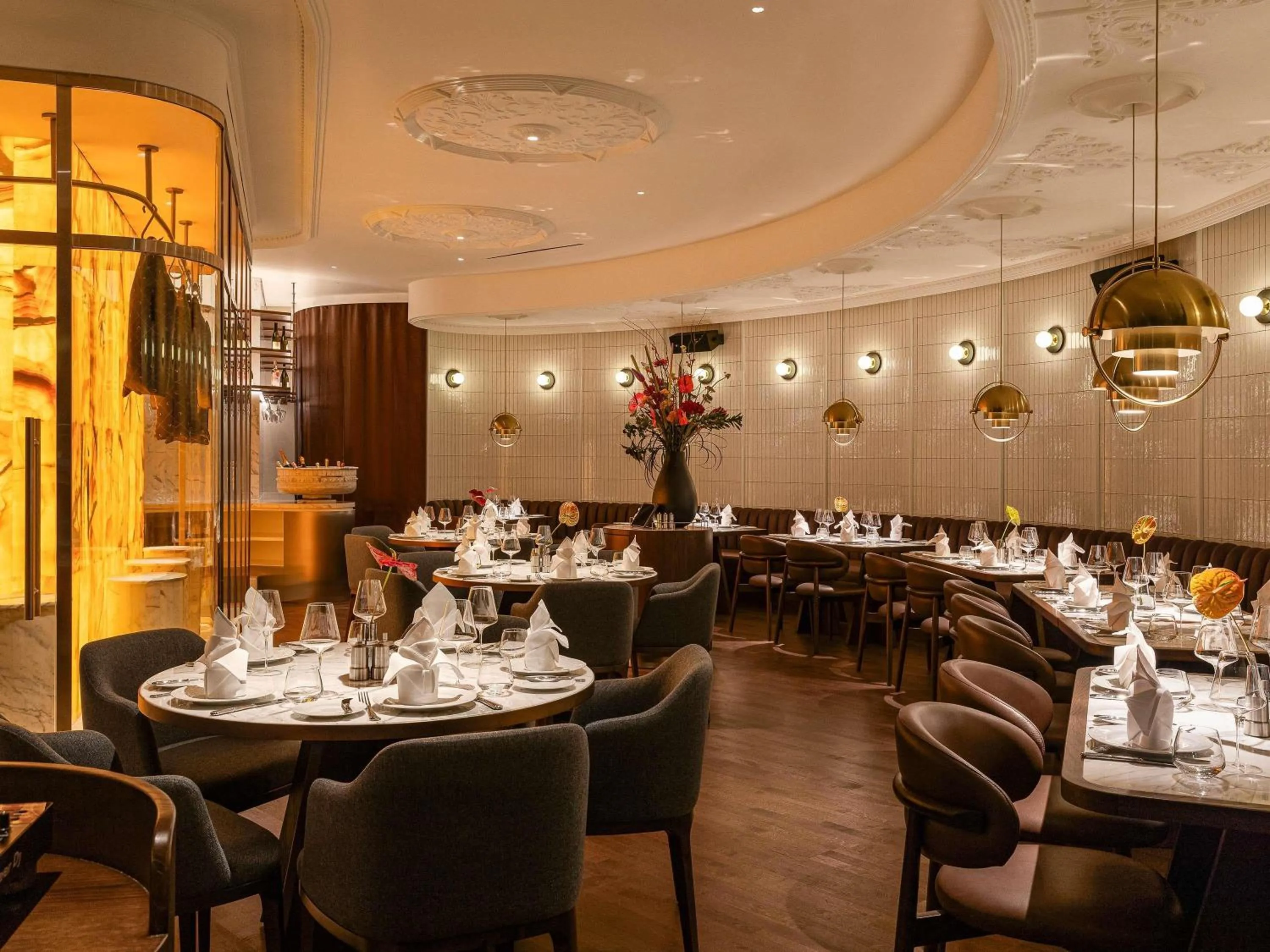 Restaurant/places to eat in Fairmont Dubai