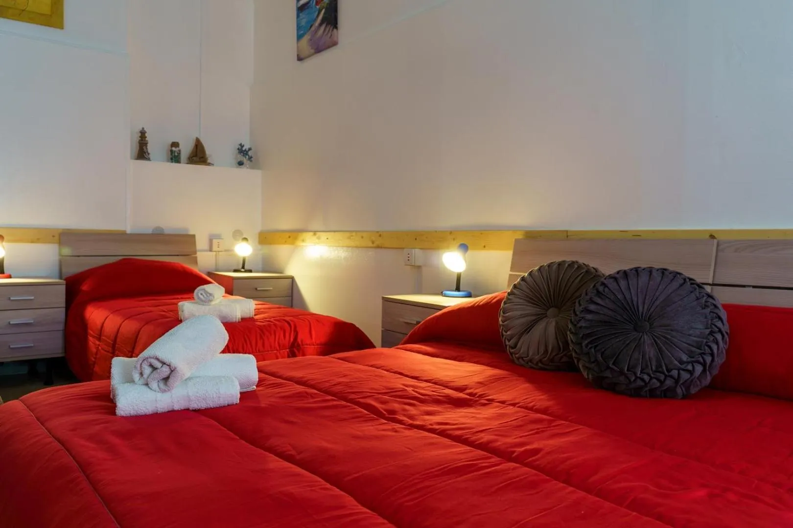 Photo of the whole room, Bed in Sansi´s Sapri Camere