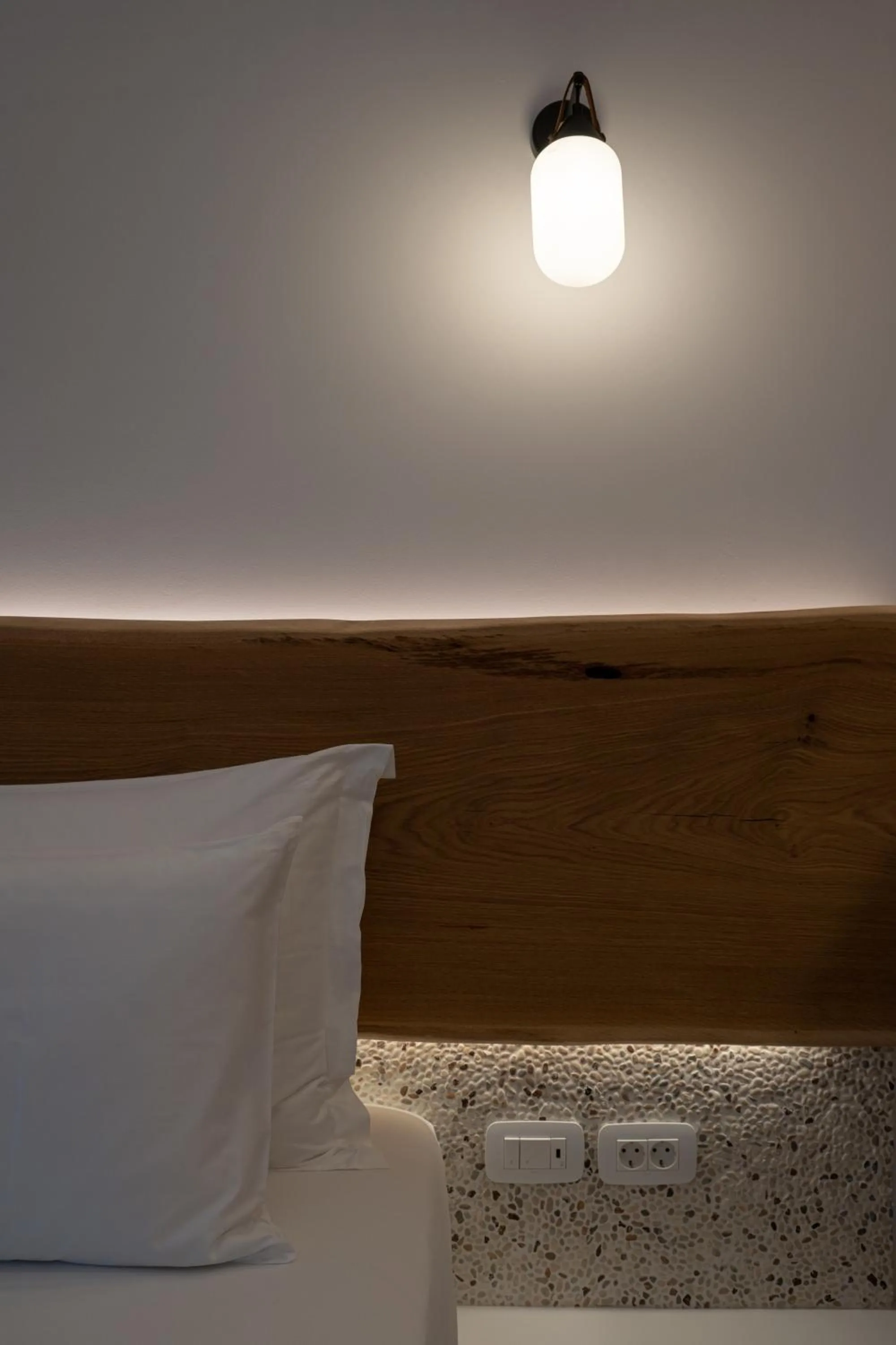 Decorative detail, Bed in La Ponta Villas & Suites