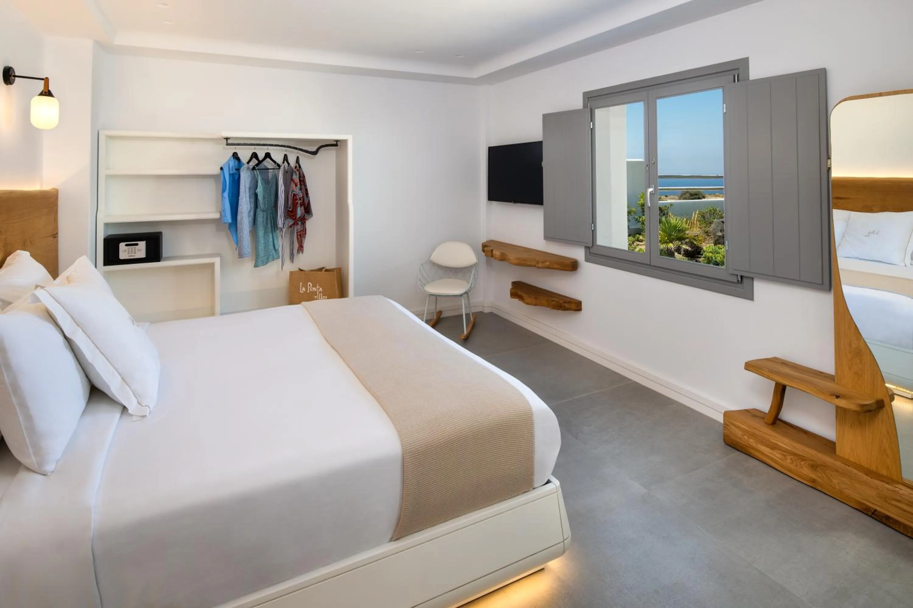 Bedroom, Bed in La Ponta Villas & Suites