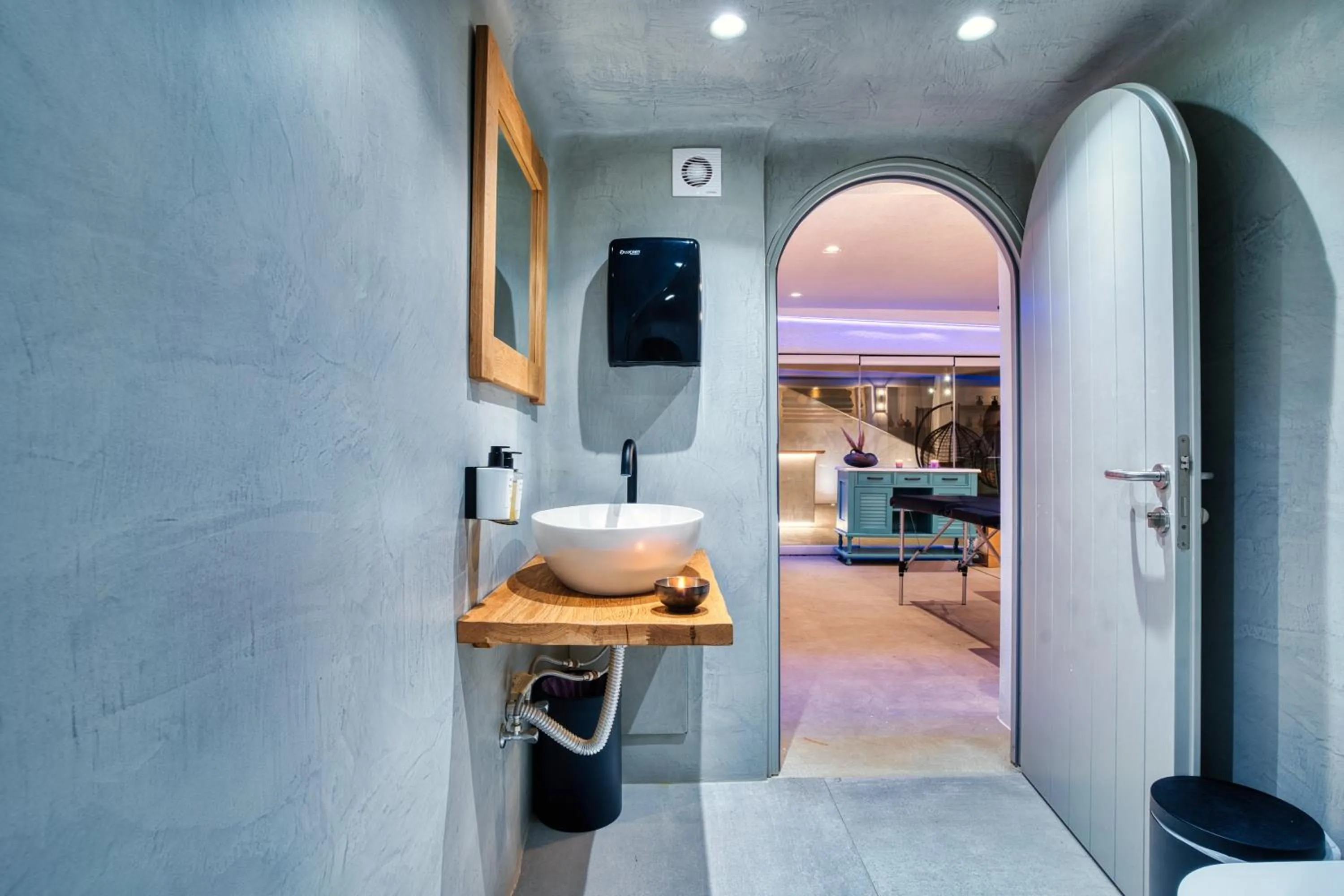 Bathroom in La Ponta Villas & Suites