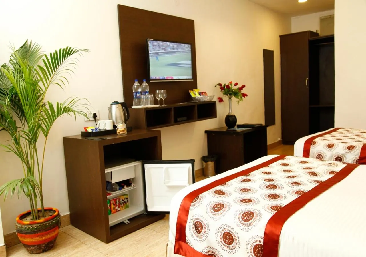 TV and multimedia, Bed in M B Greens Clarks Inn