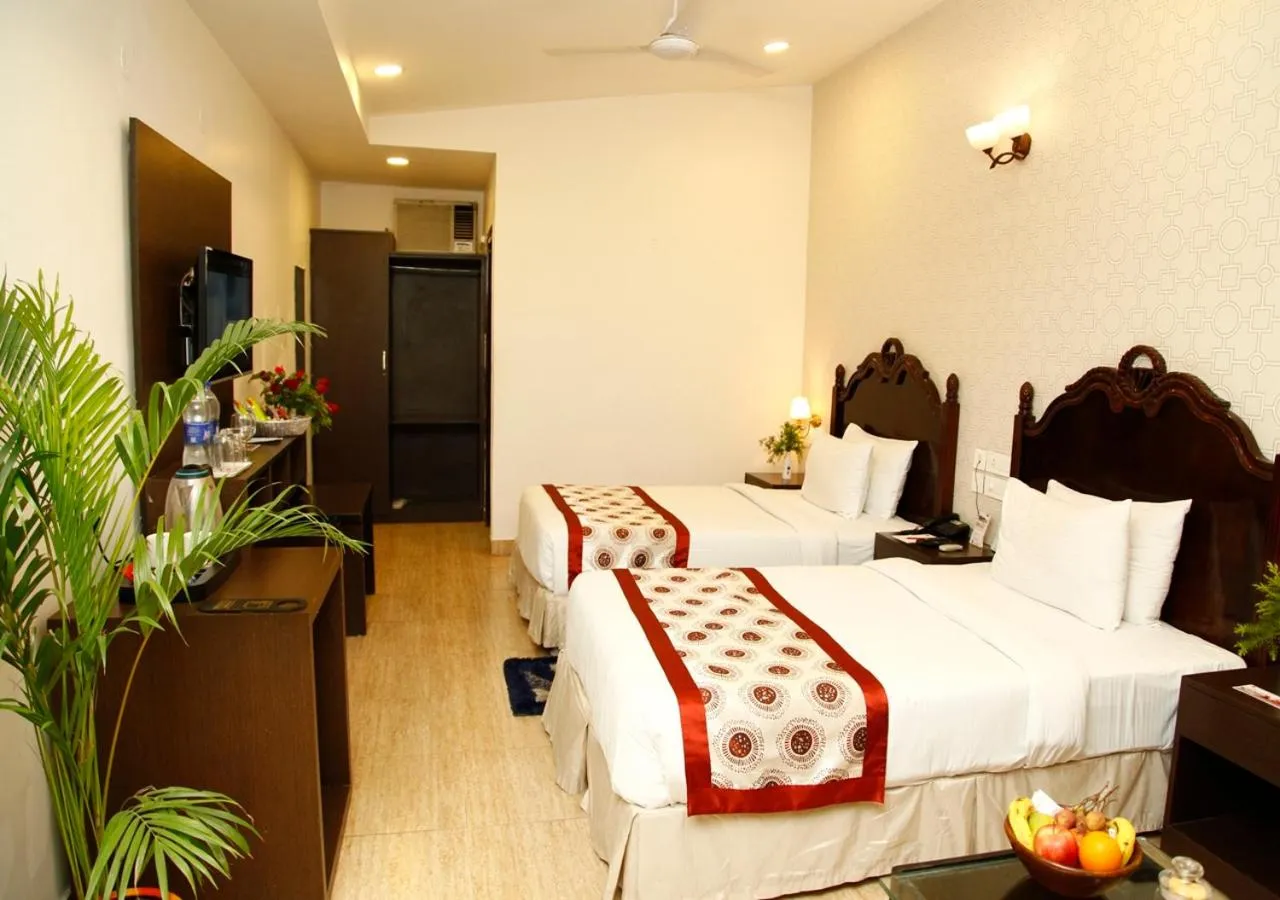 Bedroom, Bed in M B Greens Clarks Inn