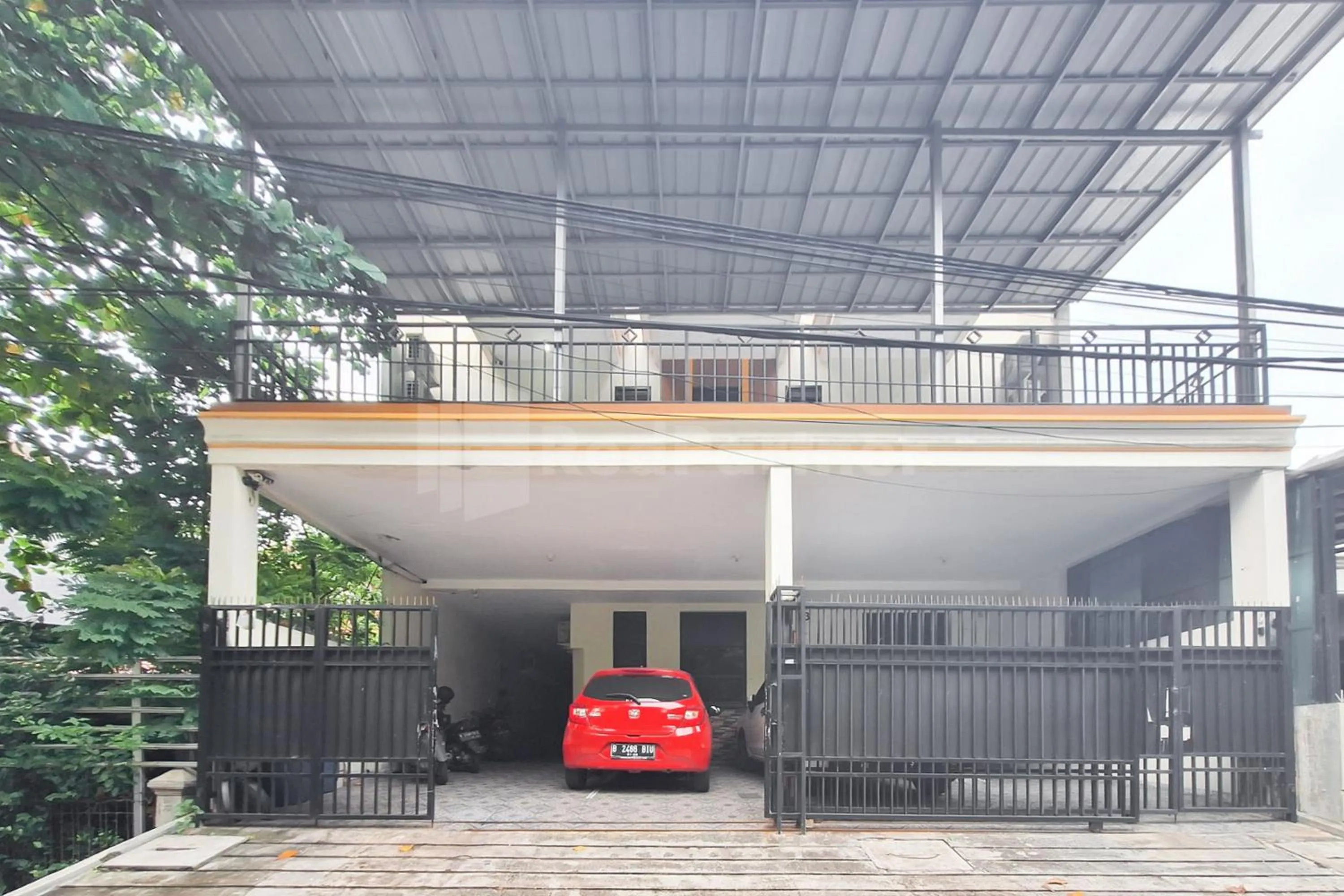 Property building in Joy Homestay At Pulomas RedPartner