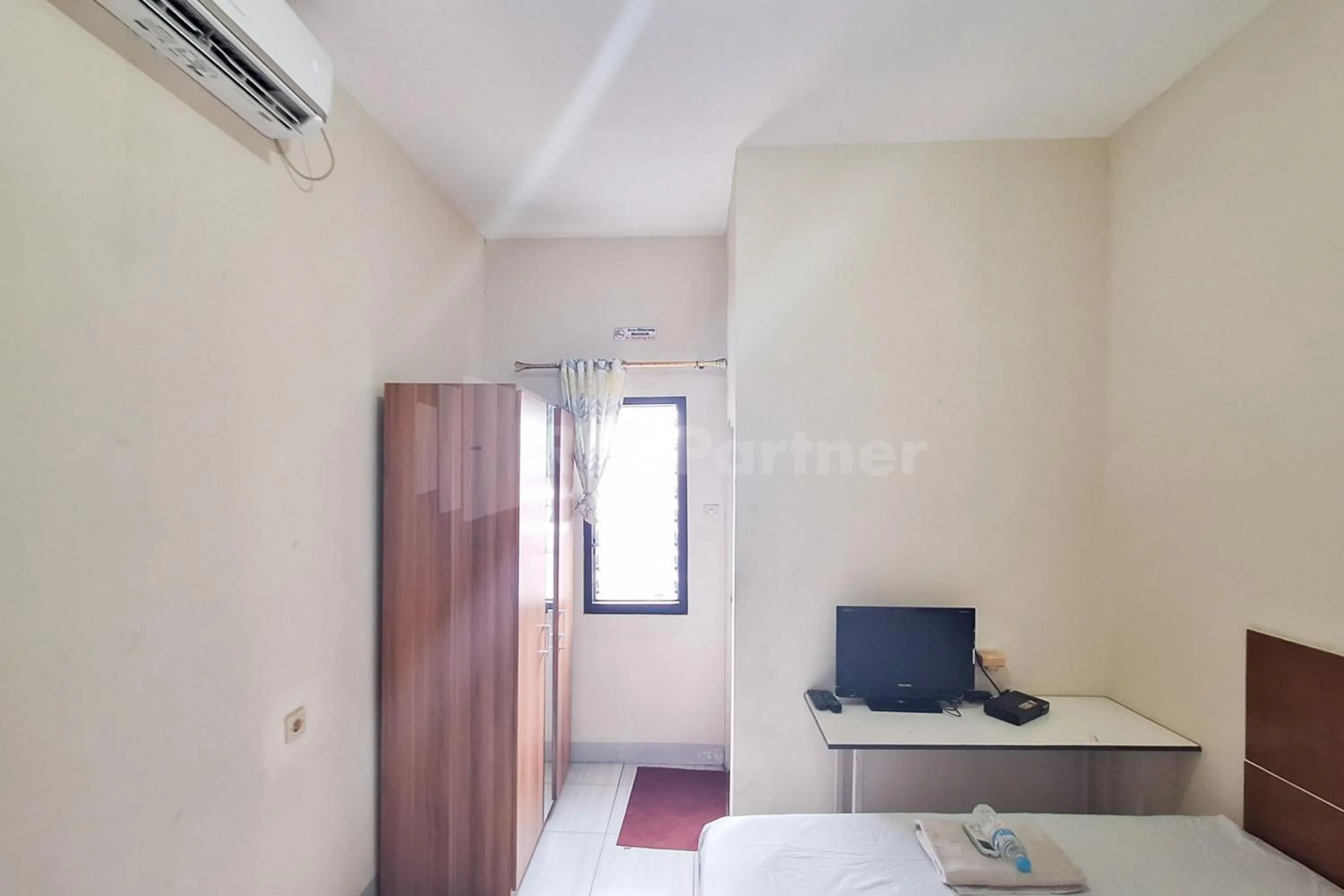 Bed in Joy Homestay At Pulomas RedPartner