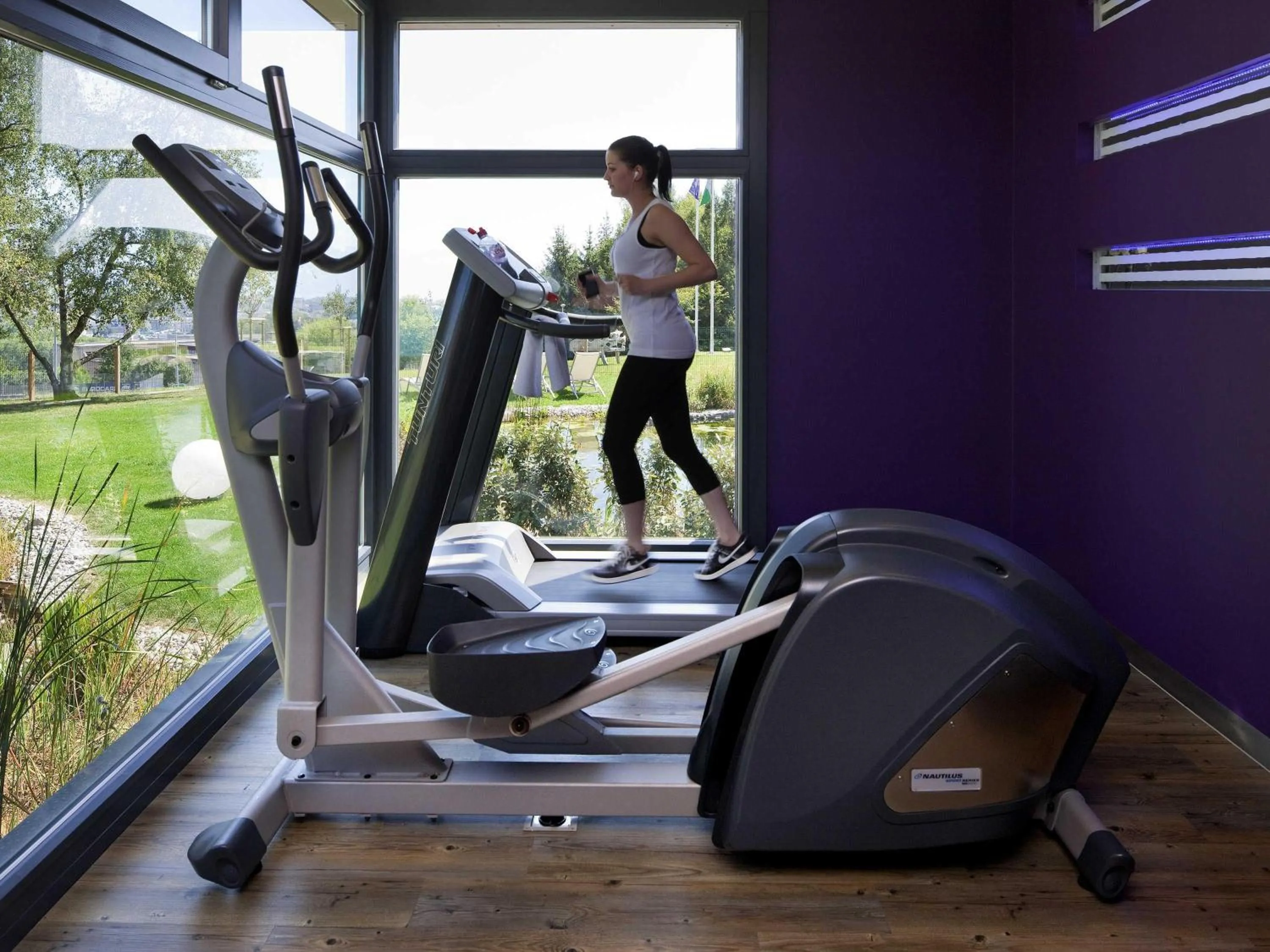Fitness centre/facilities in Novotel Lausanne Bussigny