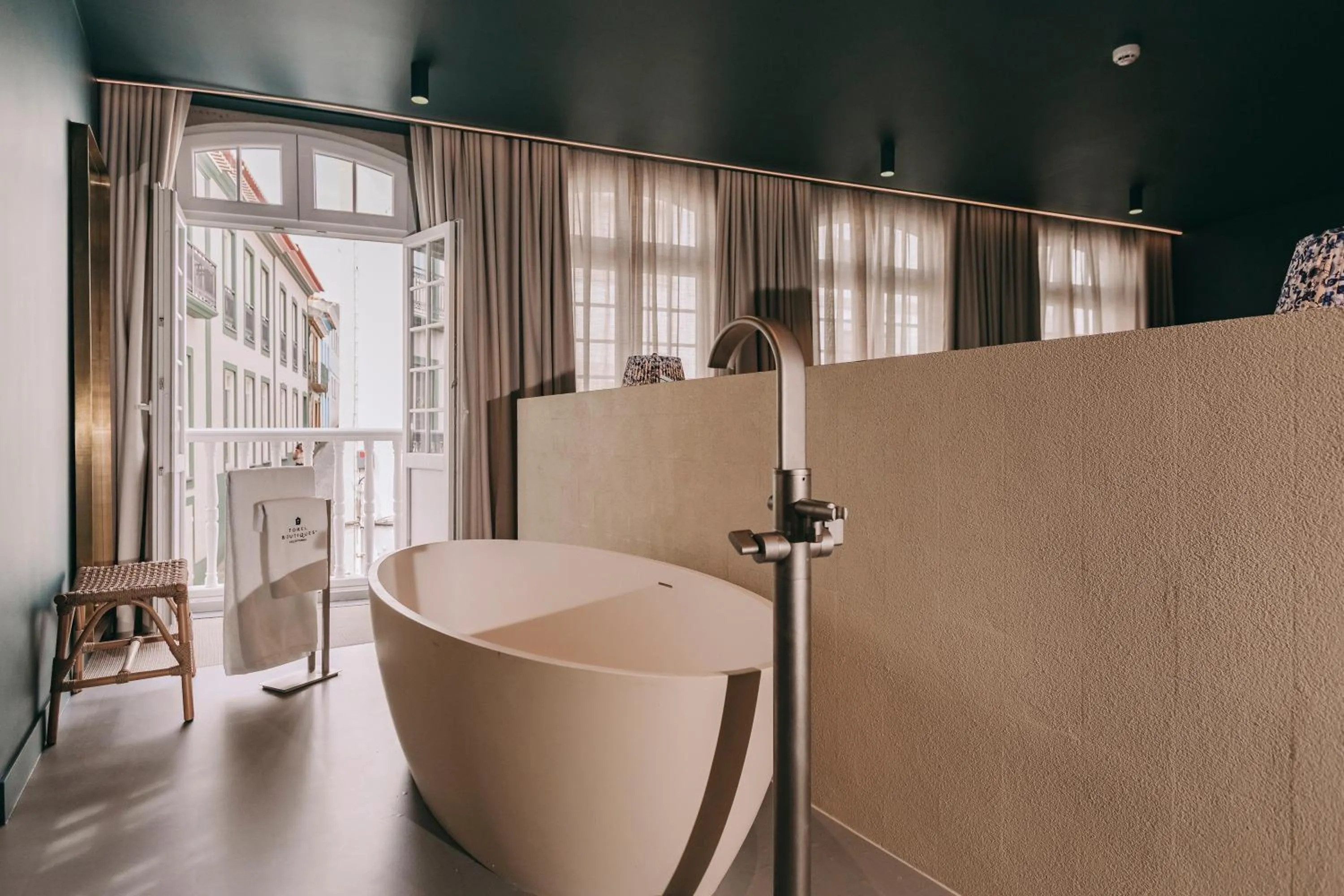 Bath in Torel Terra Brava