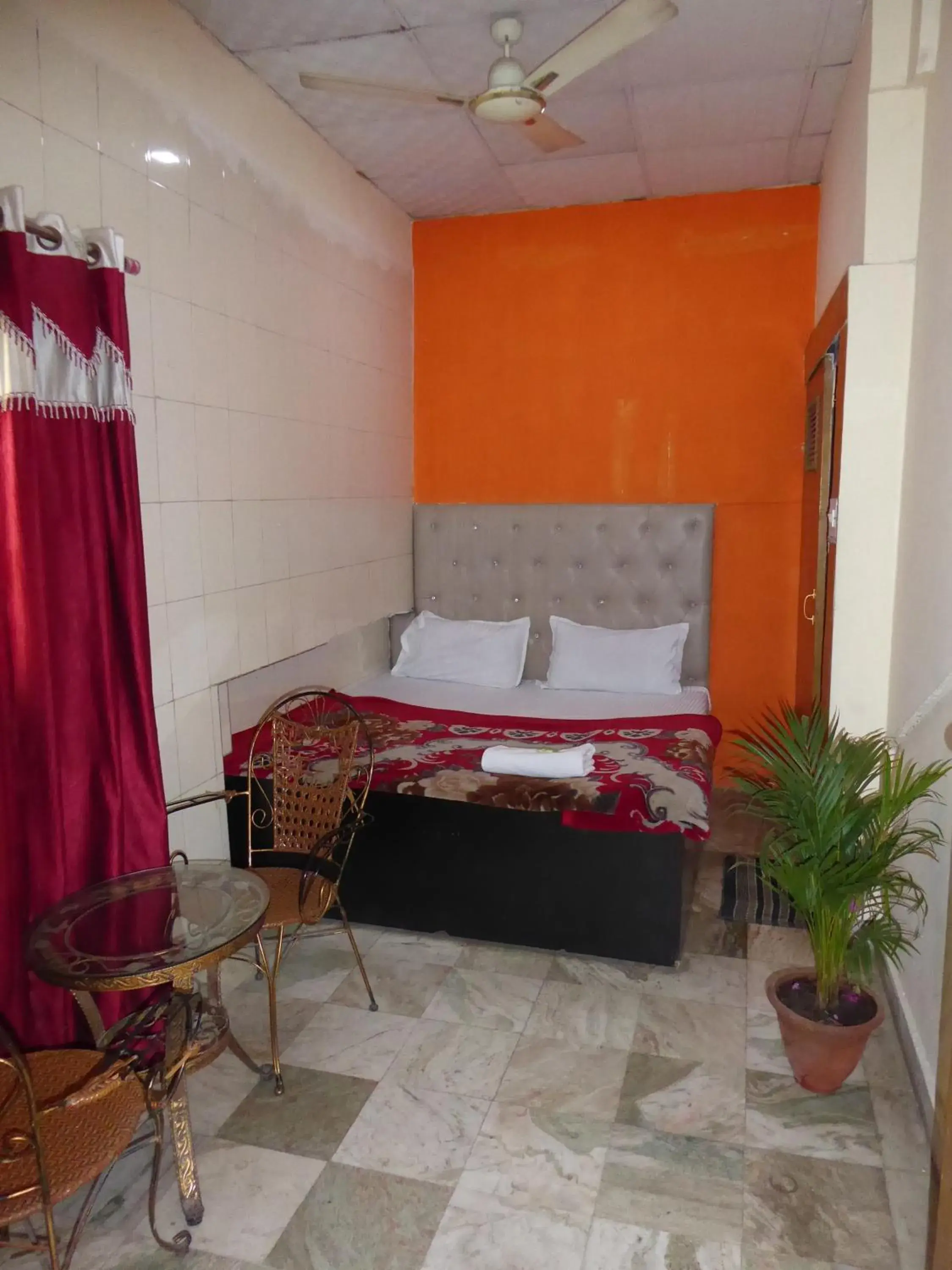 Standard Double or Twin Room in Saniya palace Standard Double or Twin Room in Saniya palace