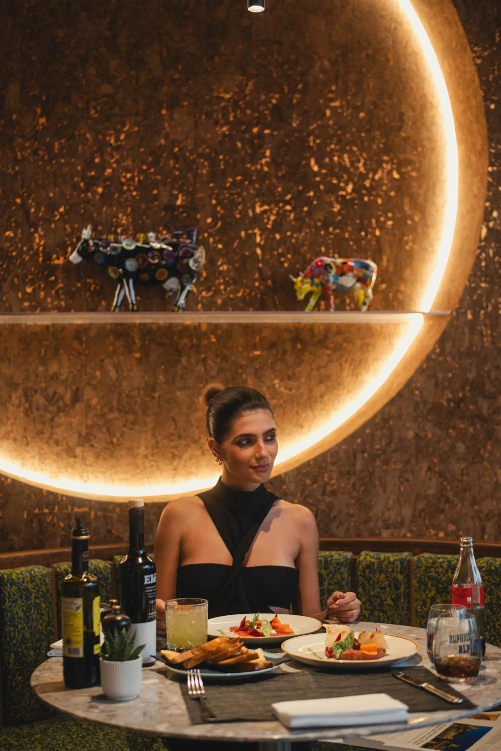 Restaurant/places to eat in Novotel Zurich City West