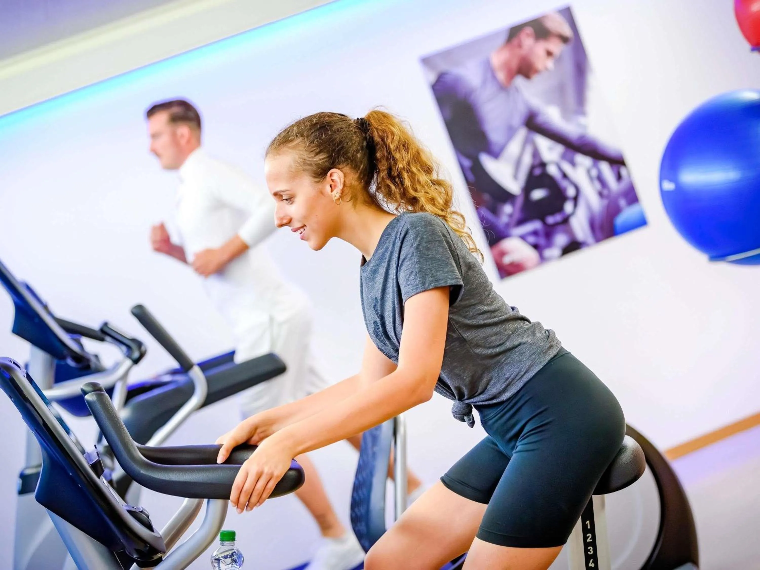 Fitness centre/facilities in Novotel Zurich City West